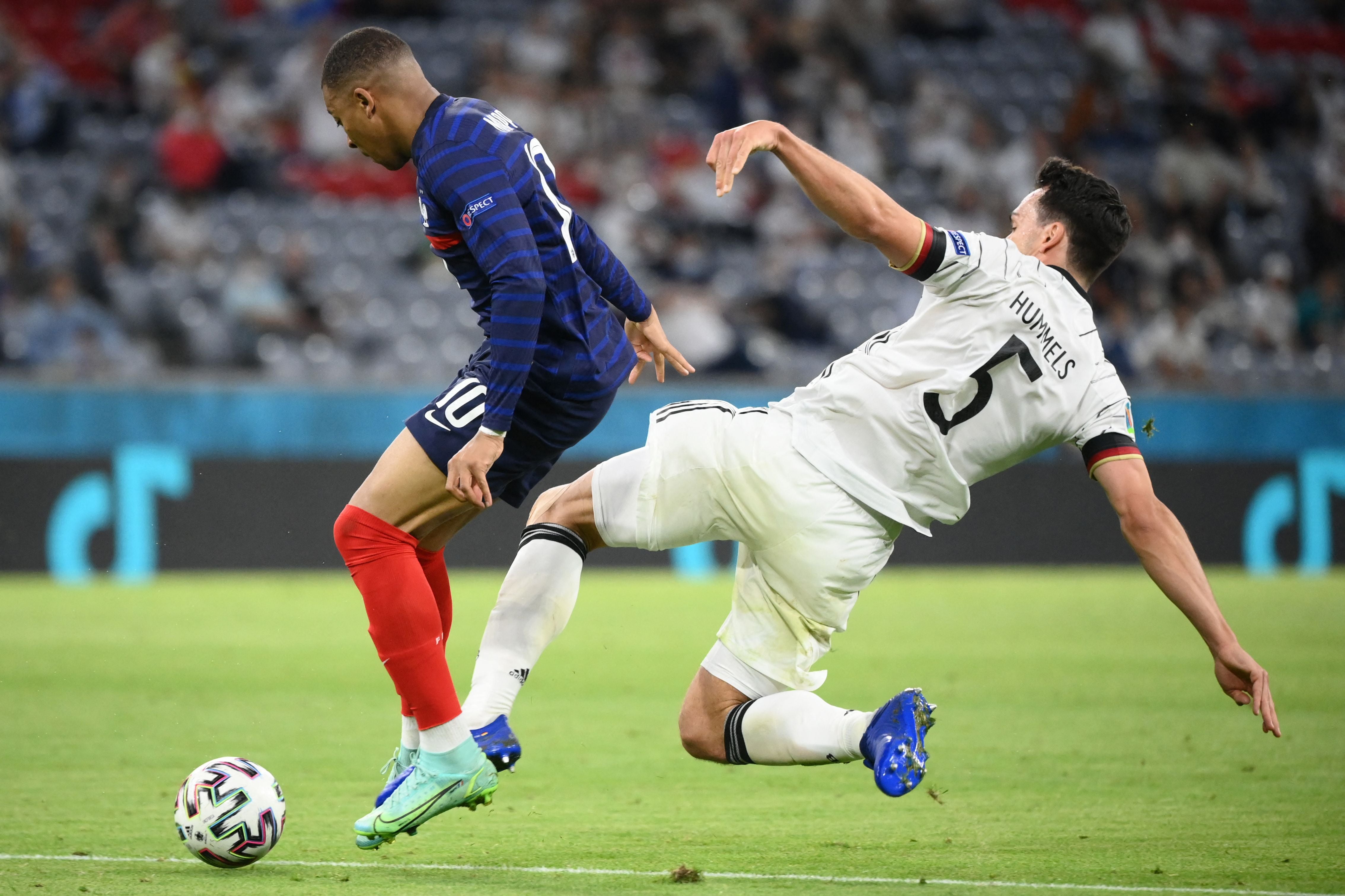 Kylian Mbappe caused Mats Hummels problems