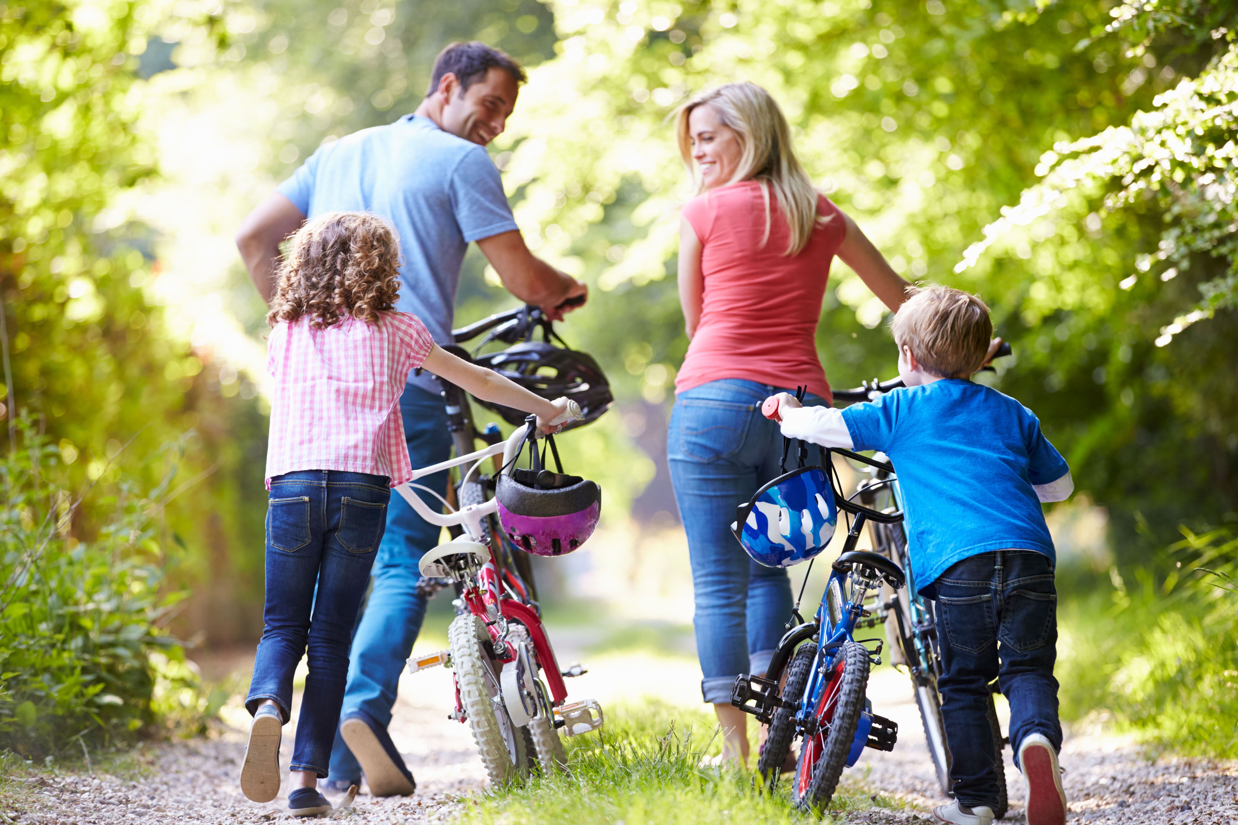 family with bikes