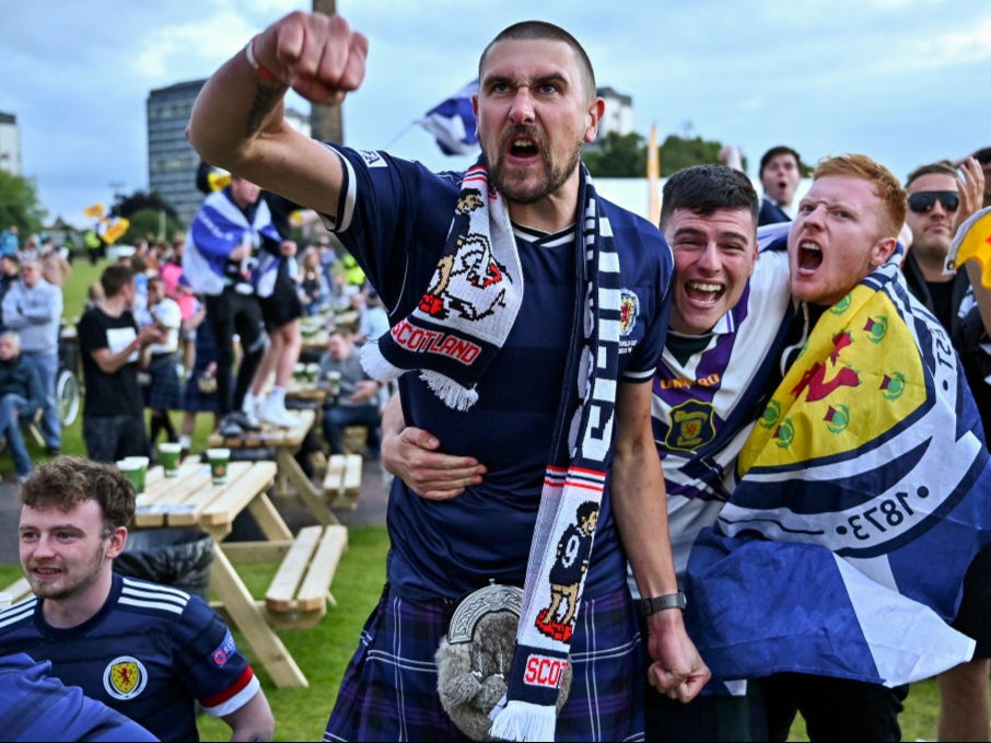 Fans in Glasgow react during England vs Scotland