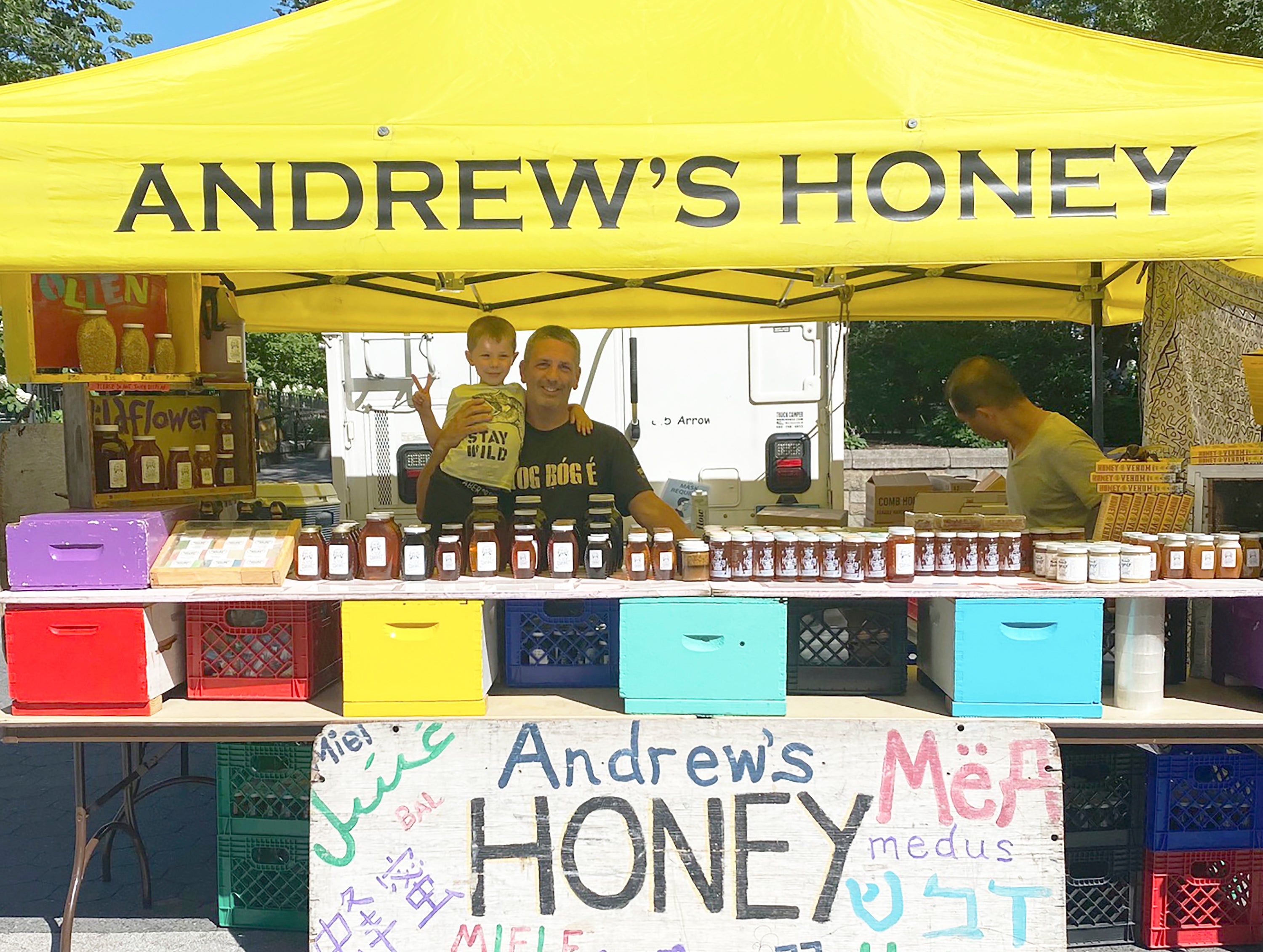 Food-Kids at Farmers Market