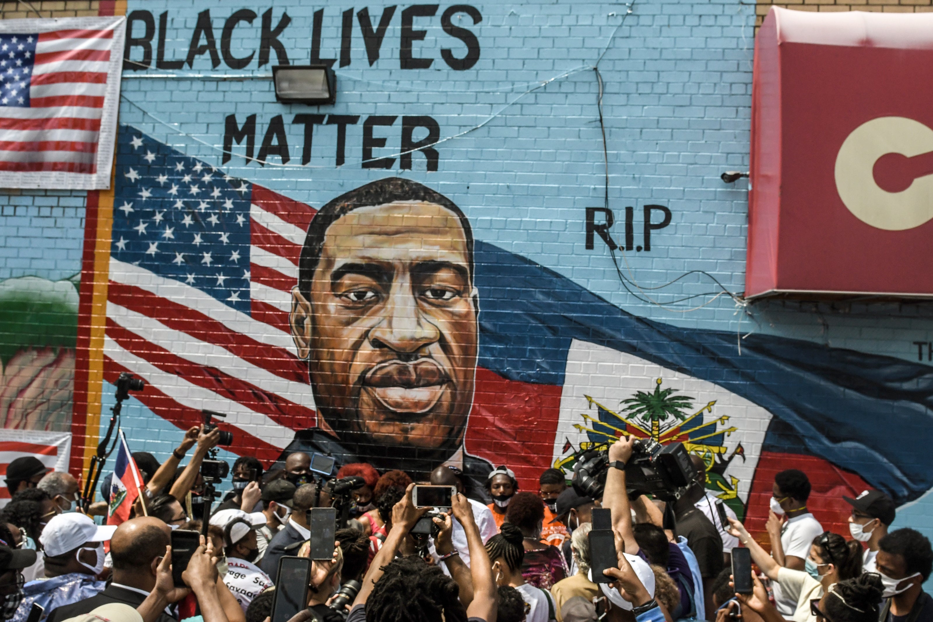 A mural depicting George Floyd in Brooklyn, New York City