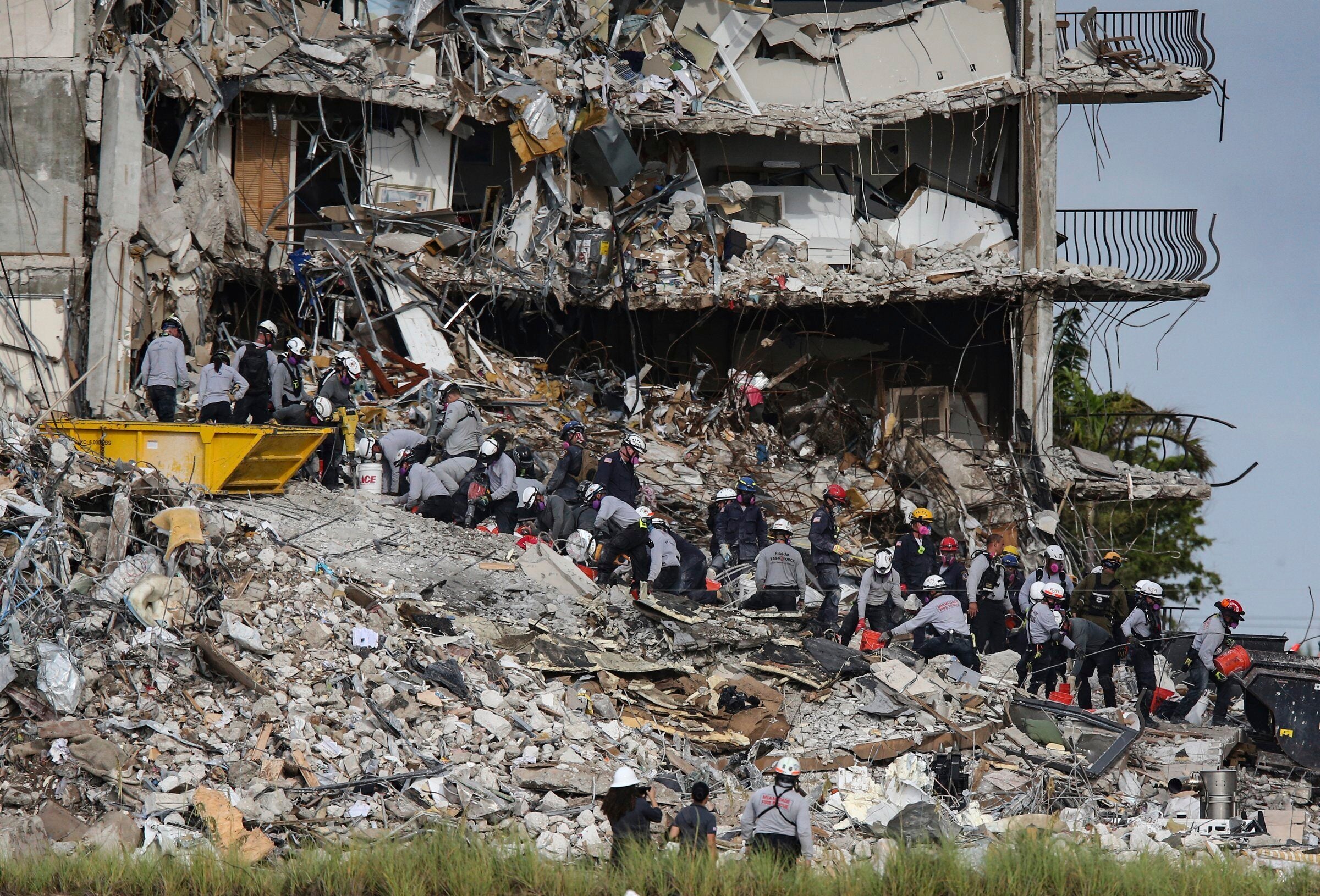 Building collapse in Miami