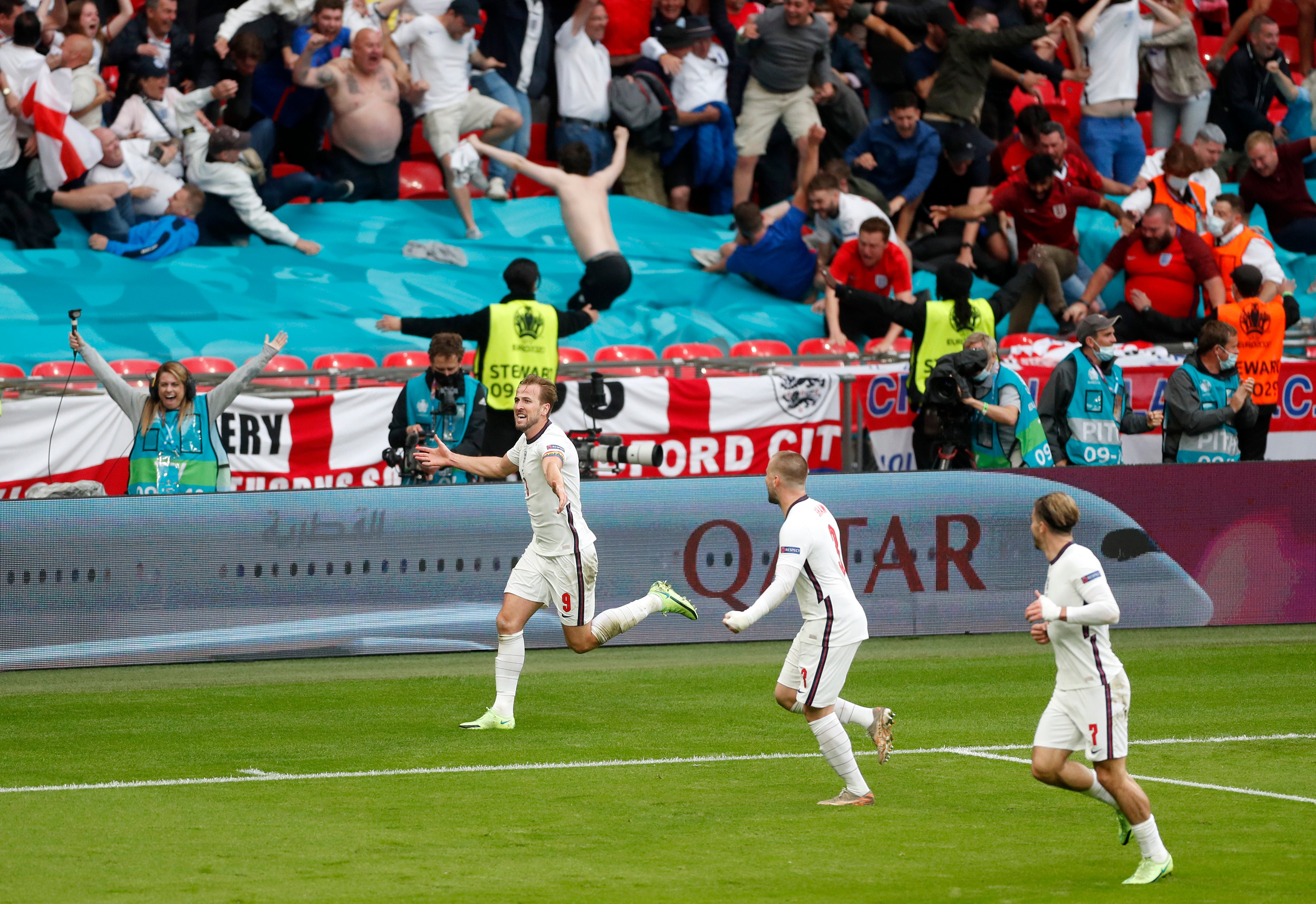 Wembley celebrates Harry Kane’s goal