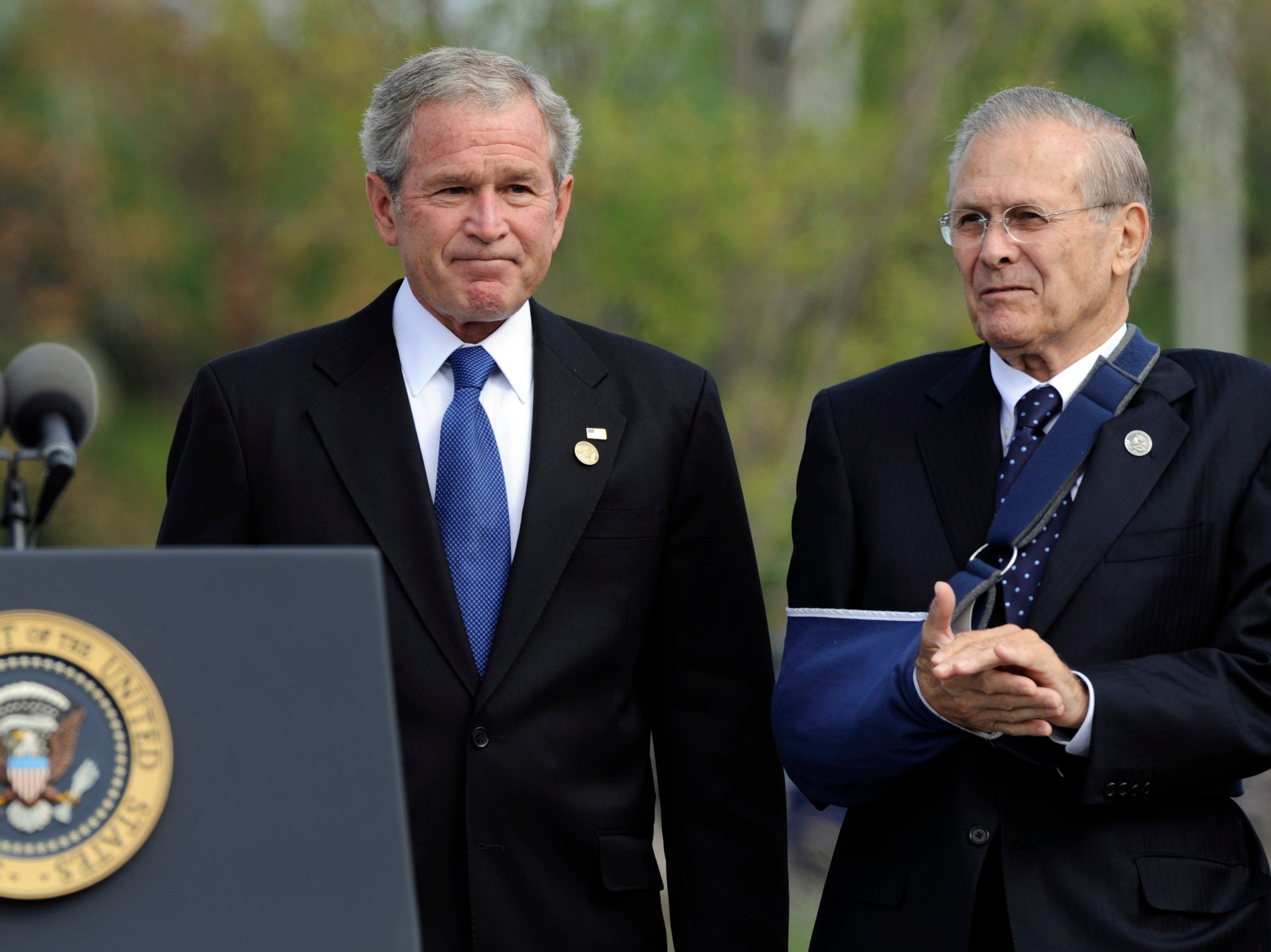 George W Bush and Donald Rumsfeld at the Pentagon in 2008