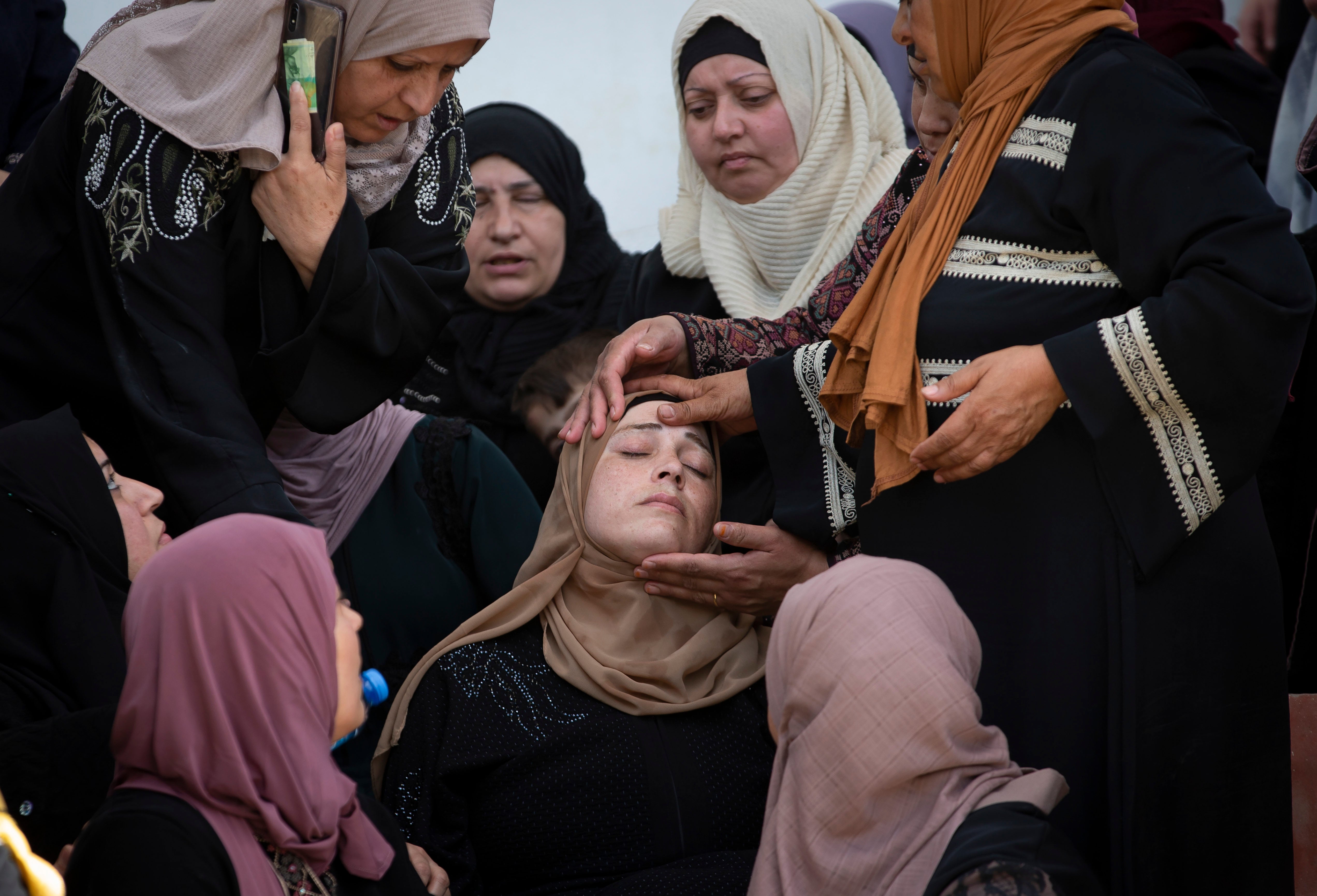 Pictures of the Month Religion Photo Gallery