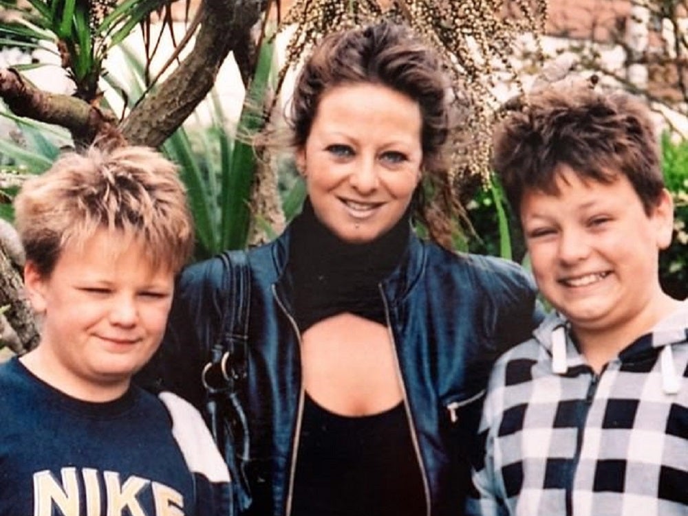 Harry Dunn (left) with his mother Charlotte Charles and twin brother Niall (right)