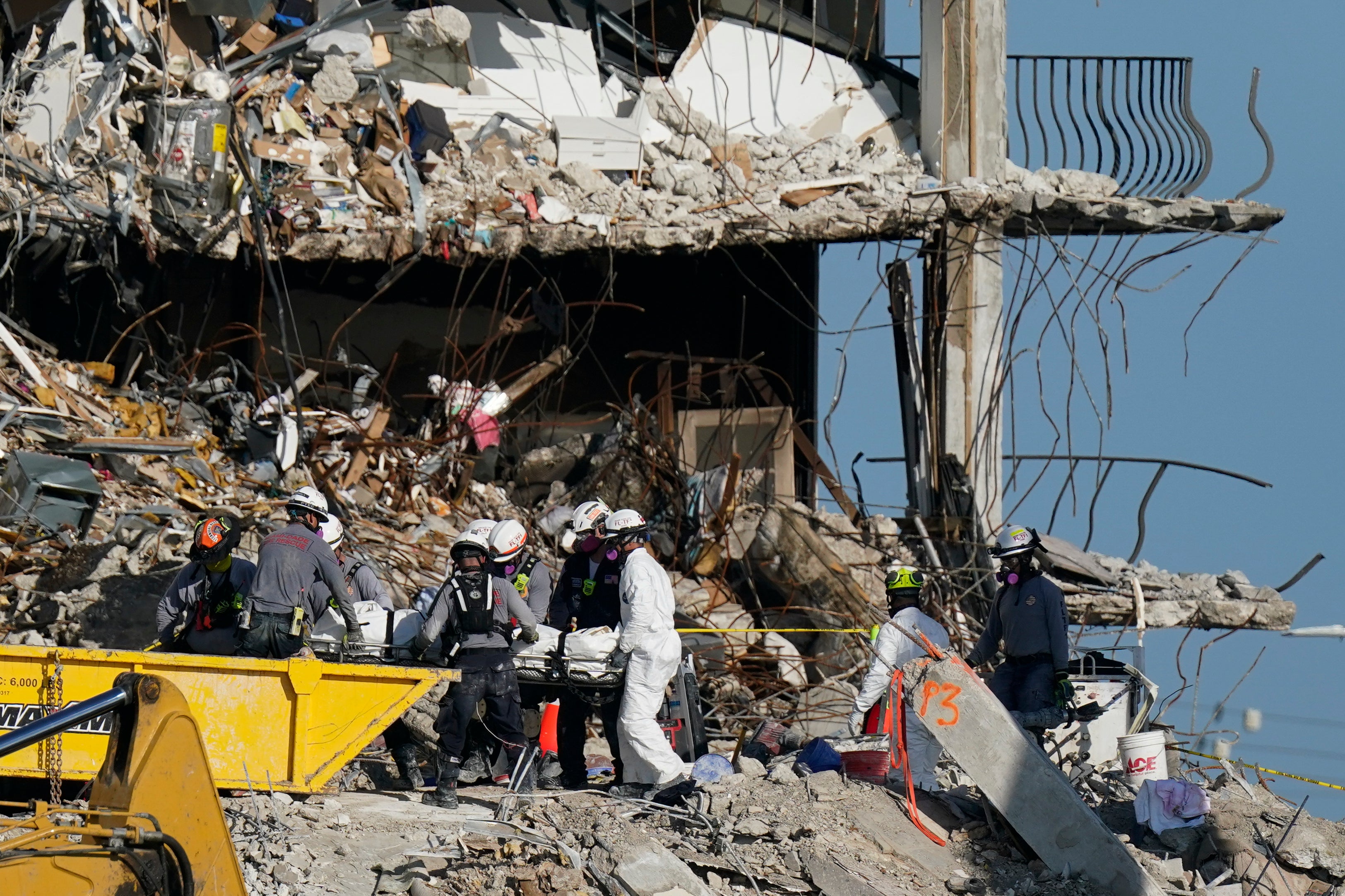 Miami building collapse: Lack of steel reinforcements may have caused Miami building collapse, engineers say