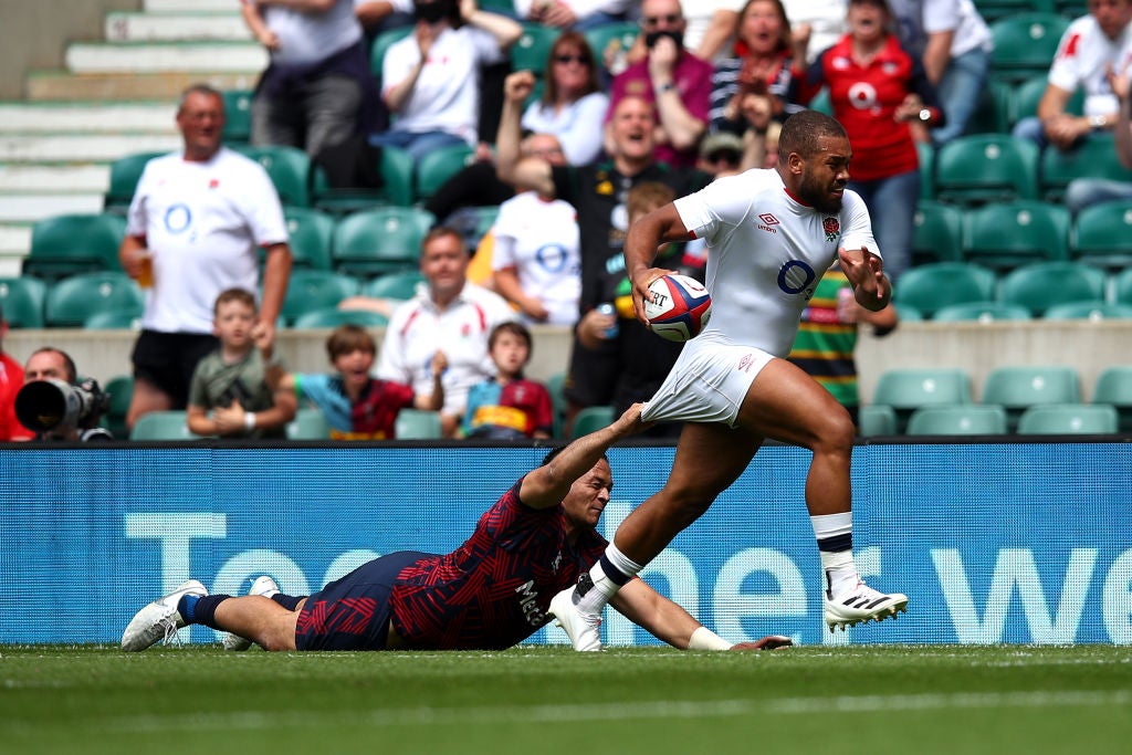 Ollie Lawrence scores England’s second try in the corner