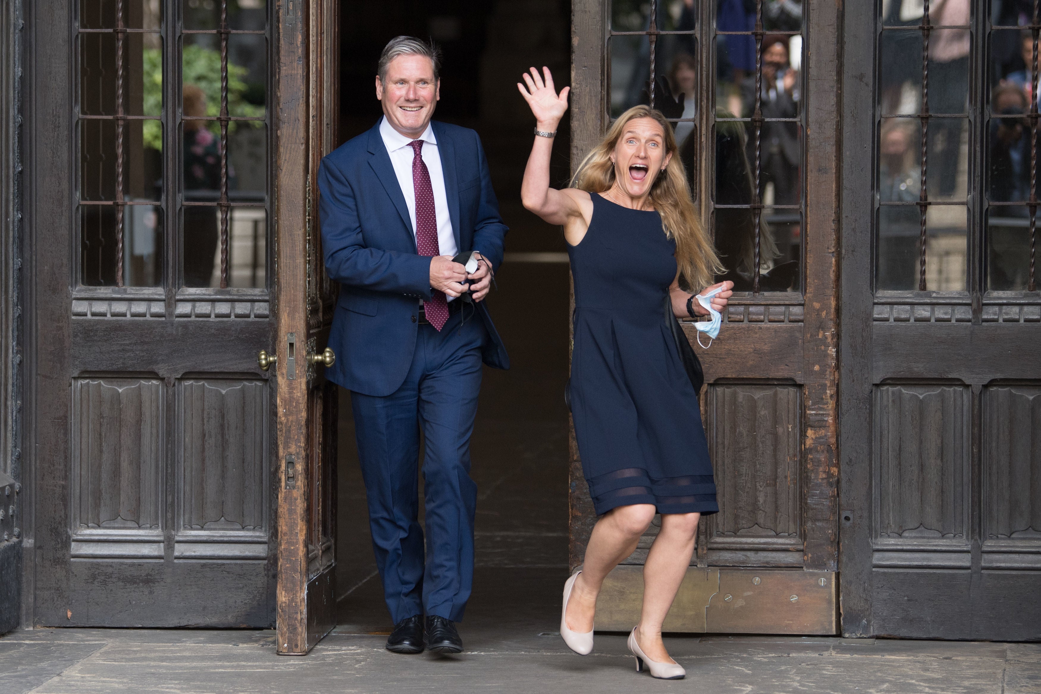 Kim Leadbeater, right, with the Labour leader, Keir Starmer