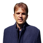 Head shot of Peter Laederach