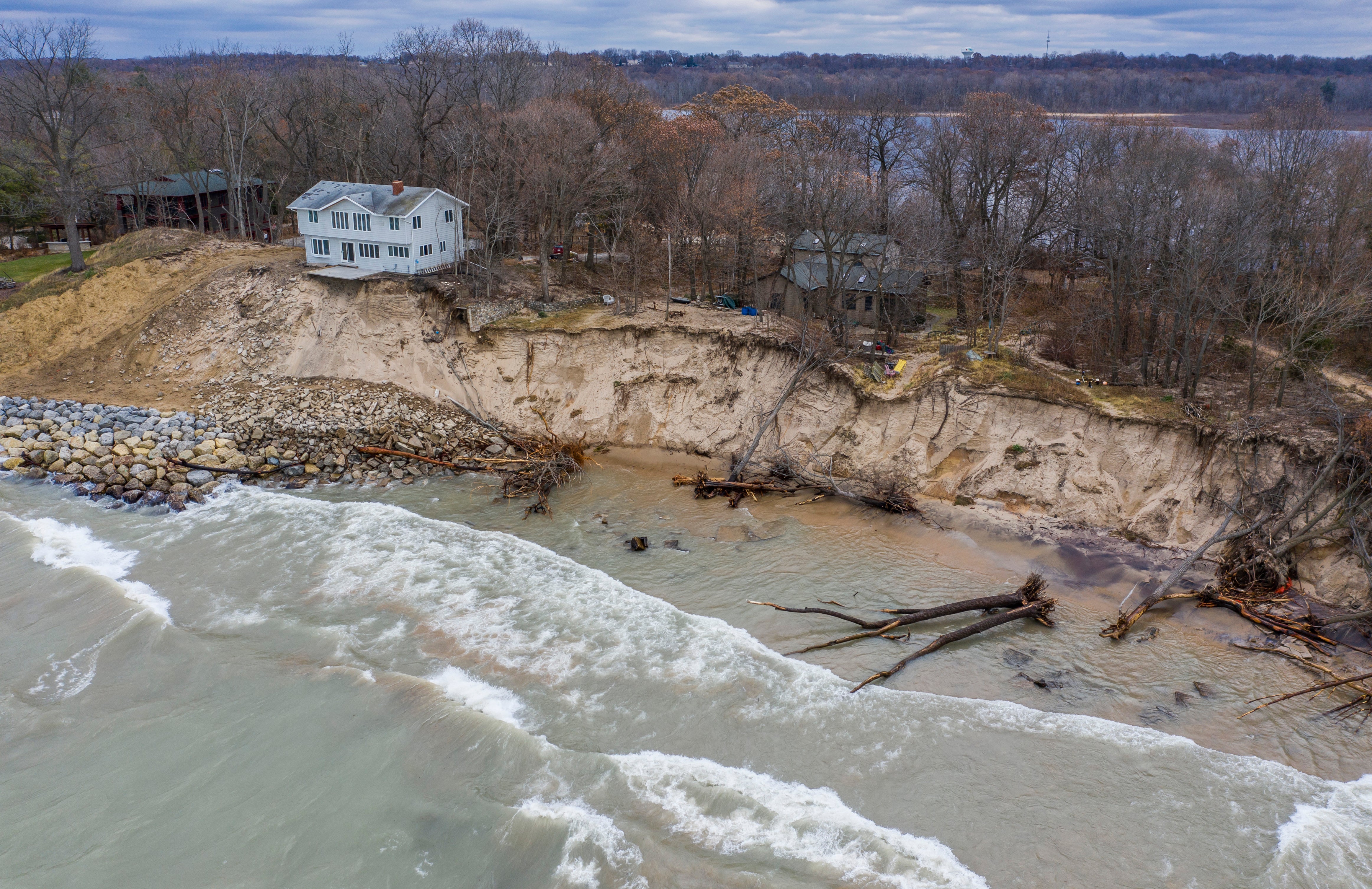 Great Lakes Flooding Costs