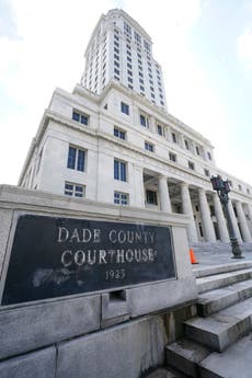 Review prompted by building collapse closes Miami courthouse