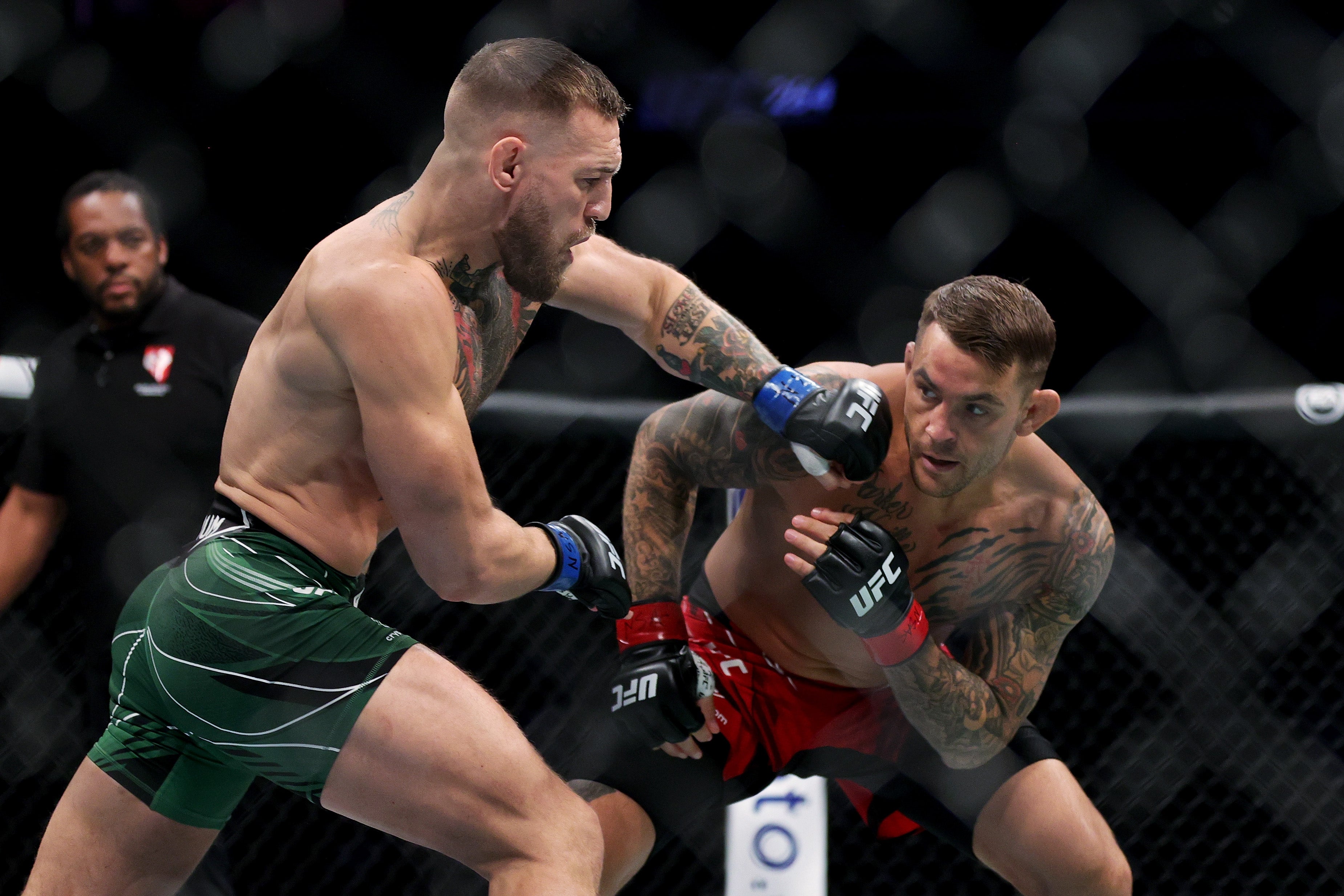 McGregor and Poirier trade strikes