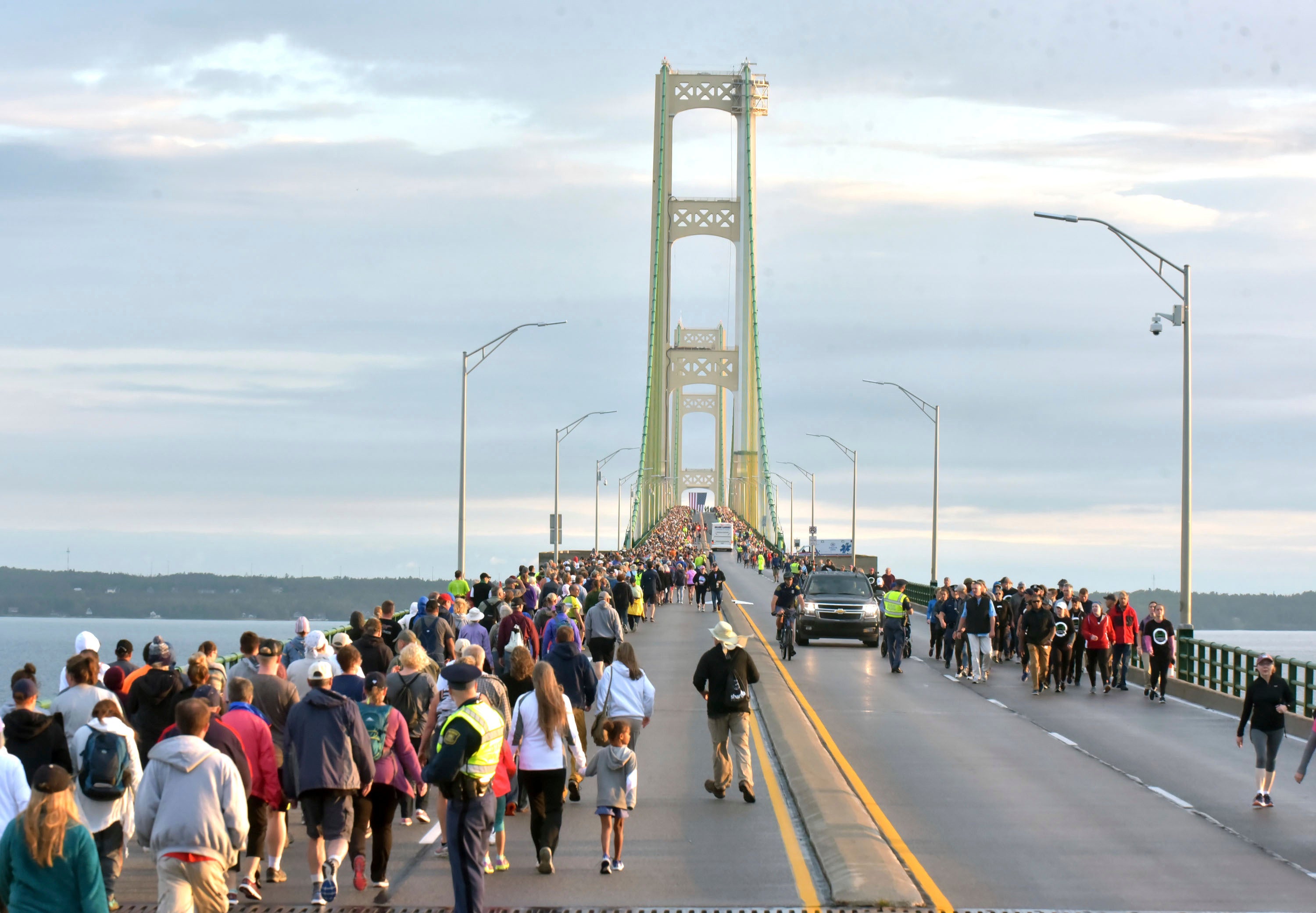 Mackinac Bridge Bomb Threat