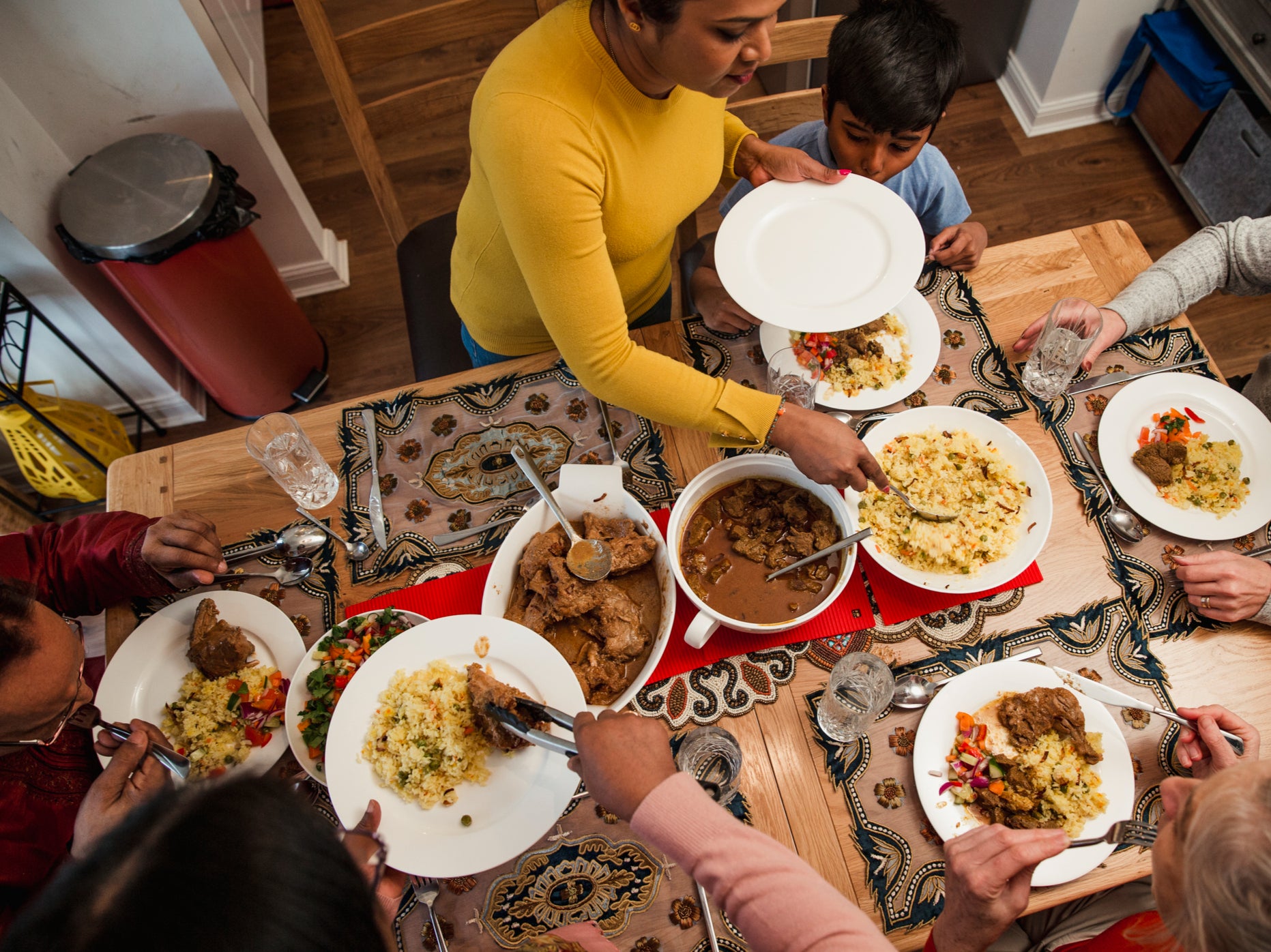 A family eats together on Eid