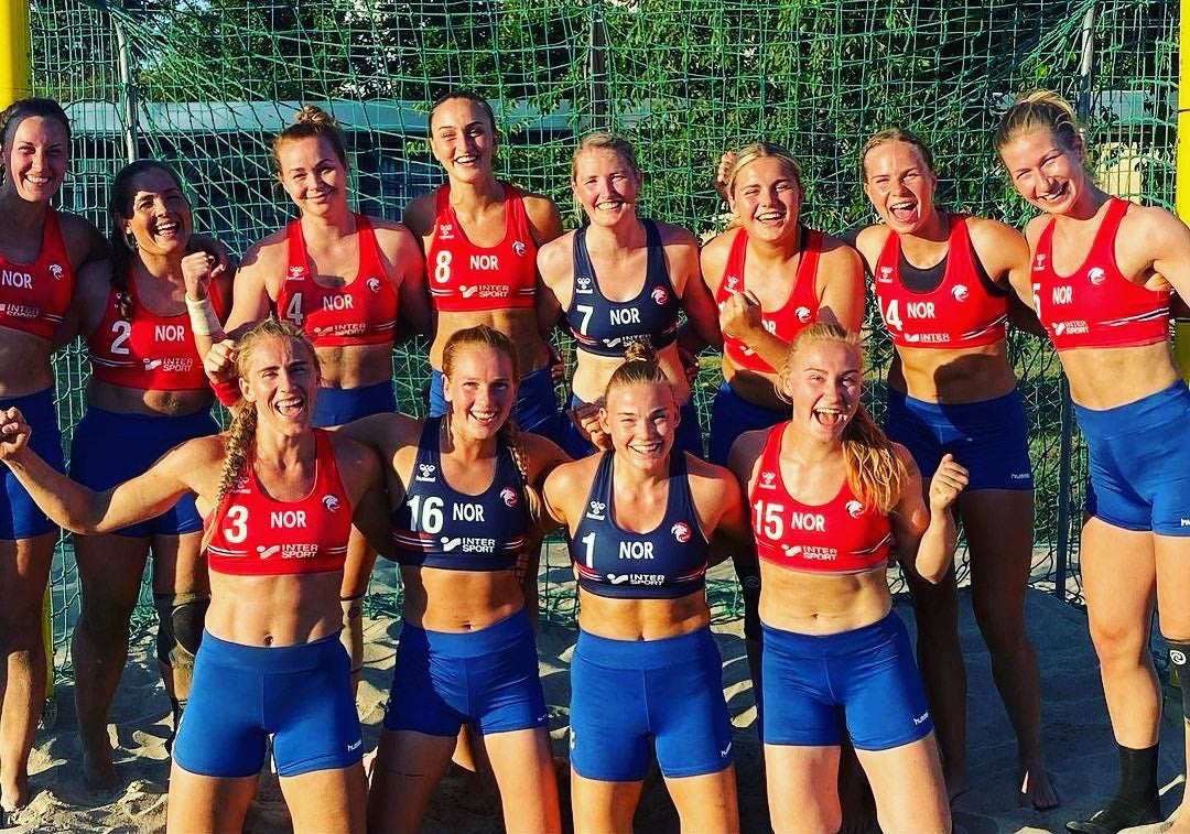 <p>The Norwegian squad pose in their ‘offending’ shorts</p>