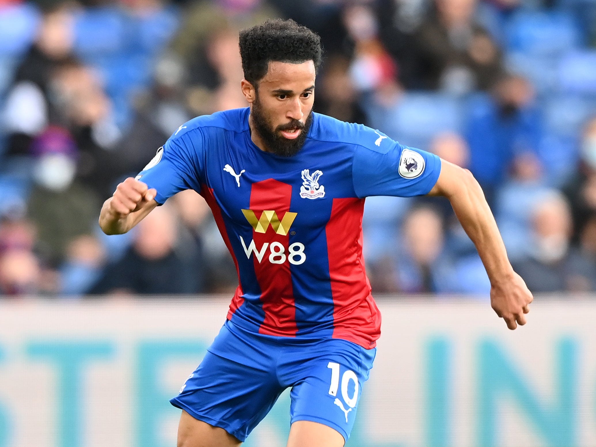 Andros Townsend in action for Crystal Palace