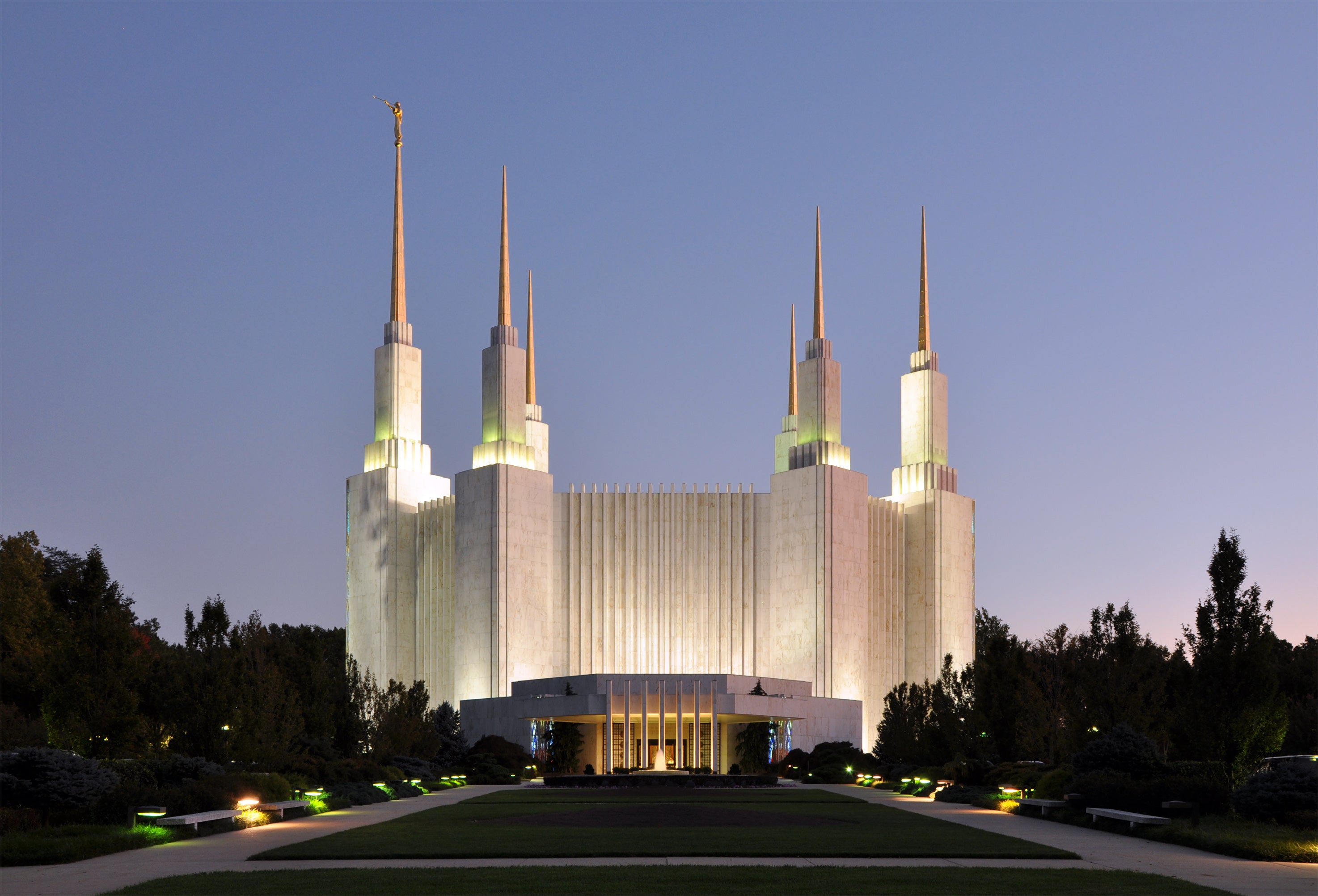 Washington DC Temple belonging to The Church of Jesus Christ of Latter-day Saints