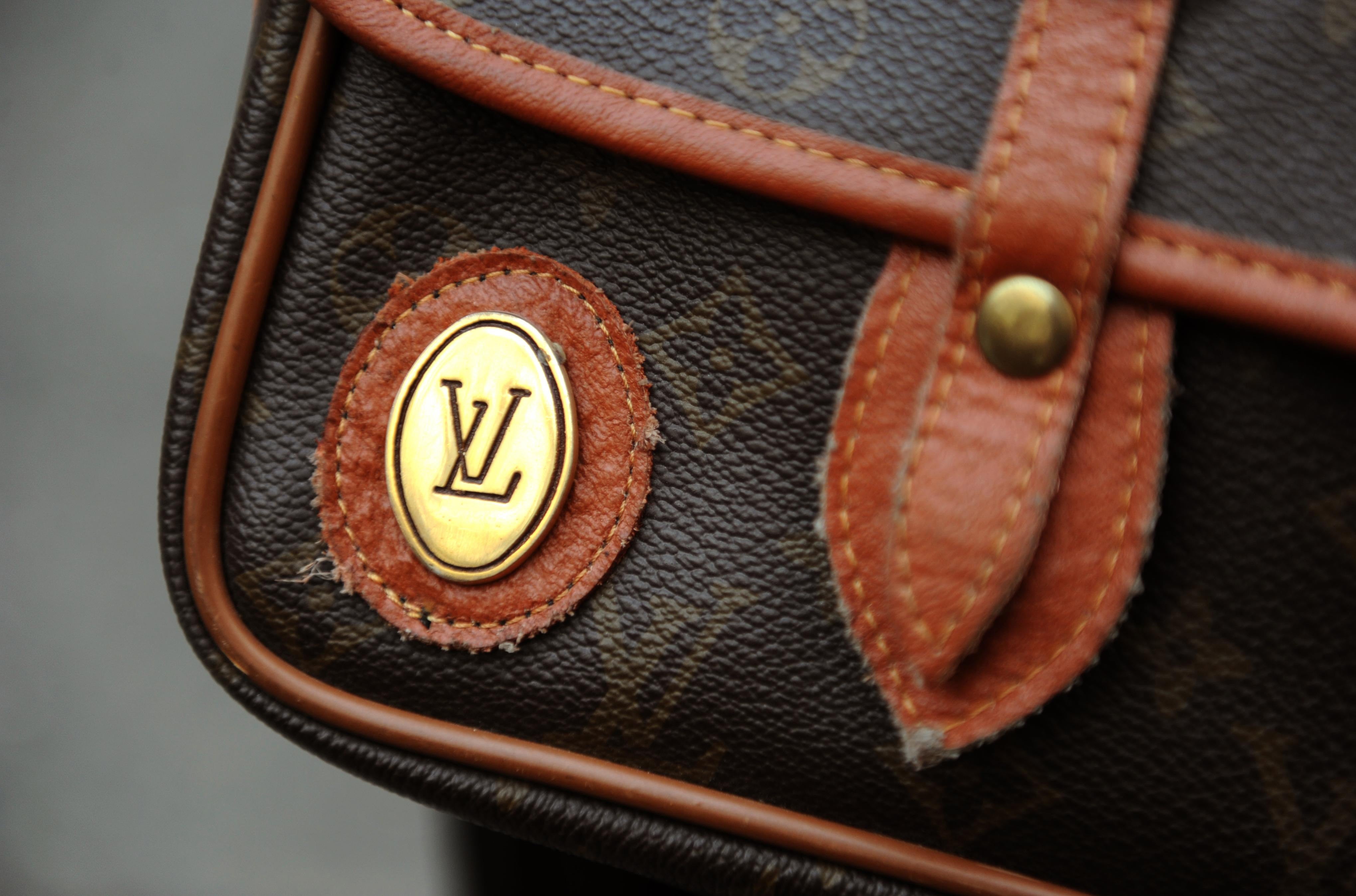 Thieves are taking advantage as people get out and about more, with theft claims having jumped recently, according to Aviva (Anthony Devlin/PA)