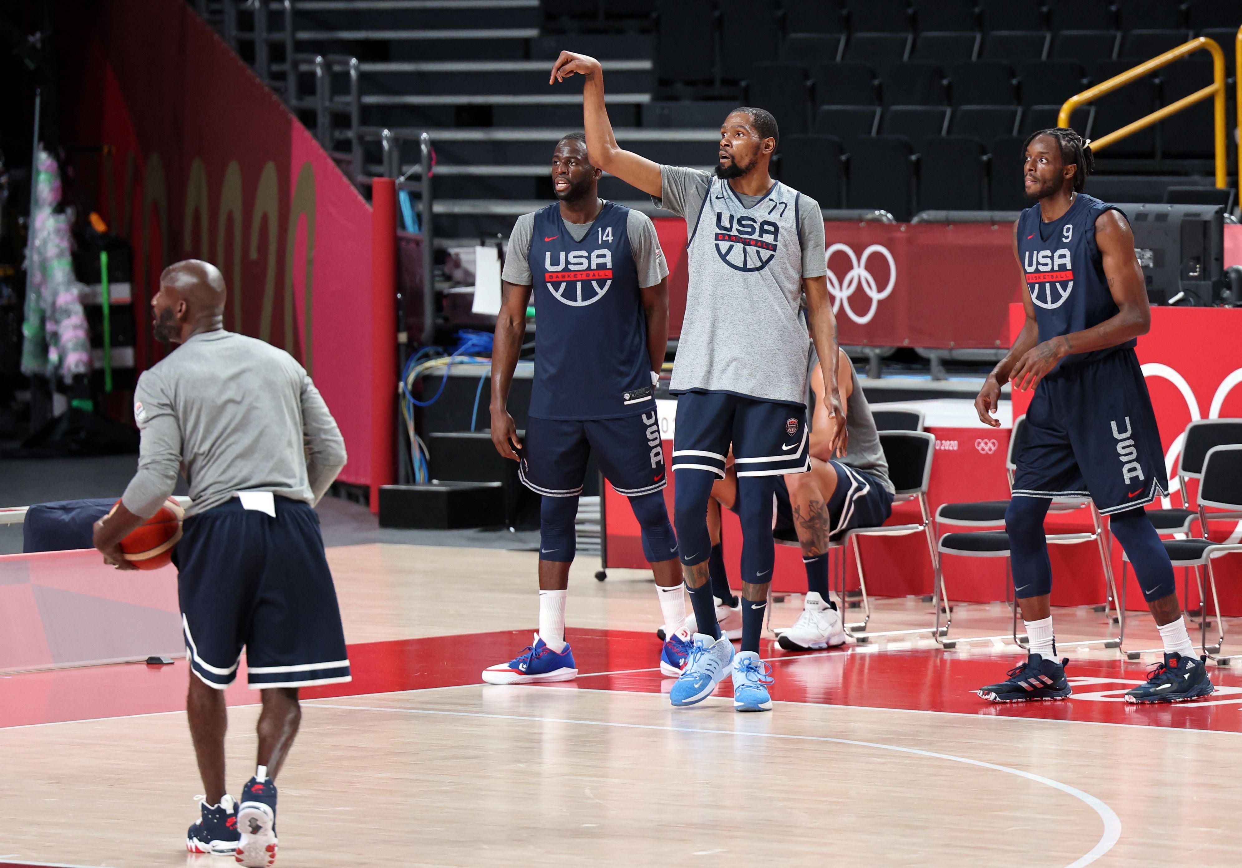 Kevin Durant and Draymond Green and Jeramin Grant practice at the Saitama Super Arena