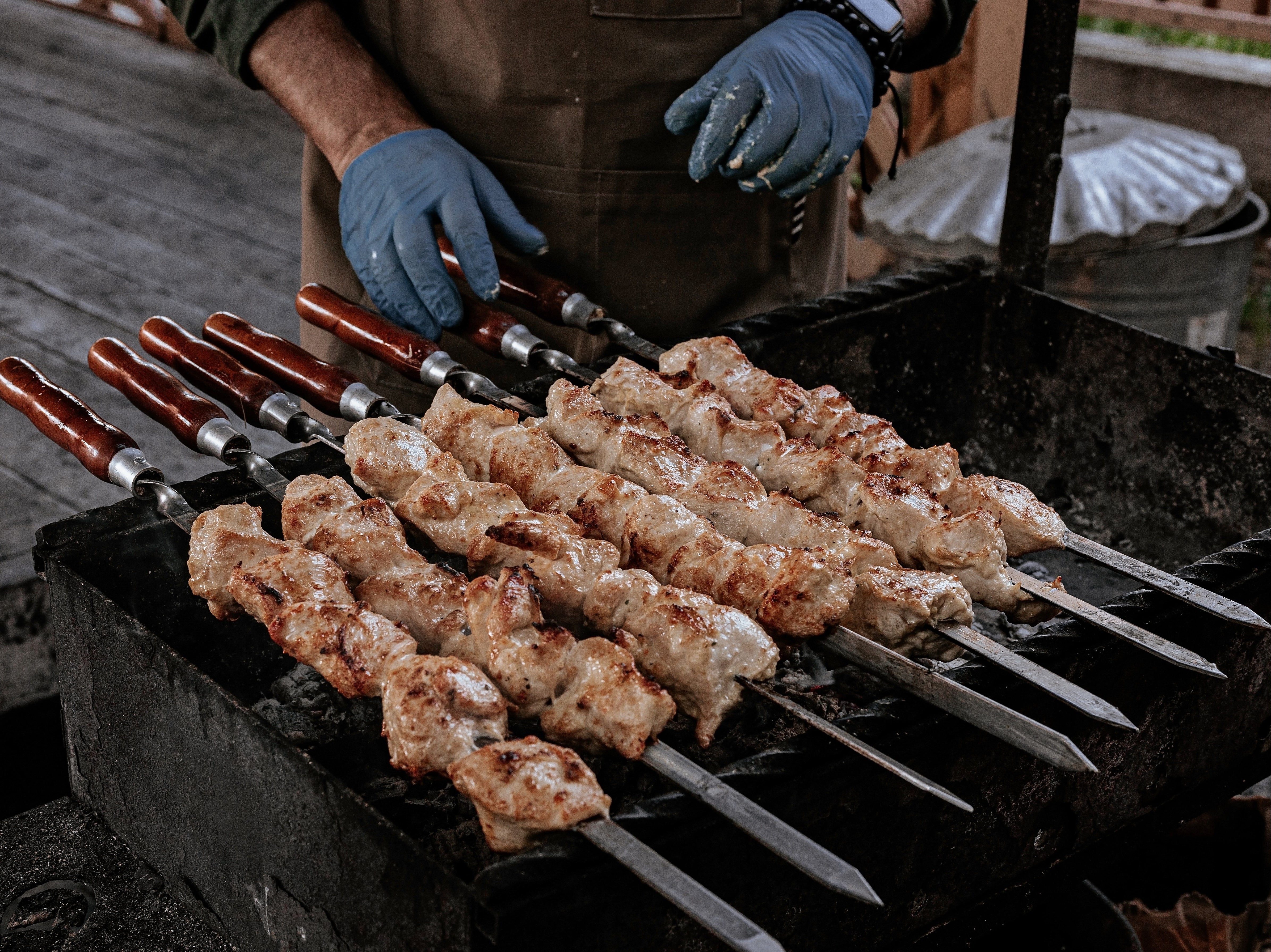 The ‘shish’ in ‘shish kebab’ comes from the Turkish for ‘sword’