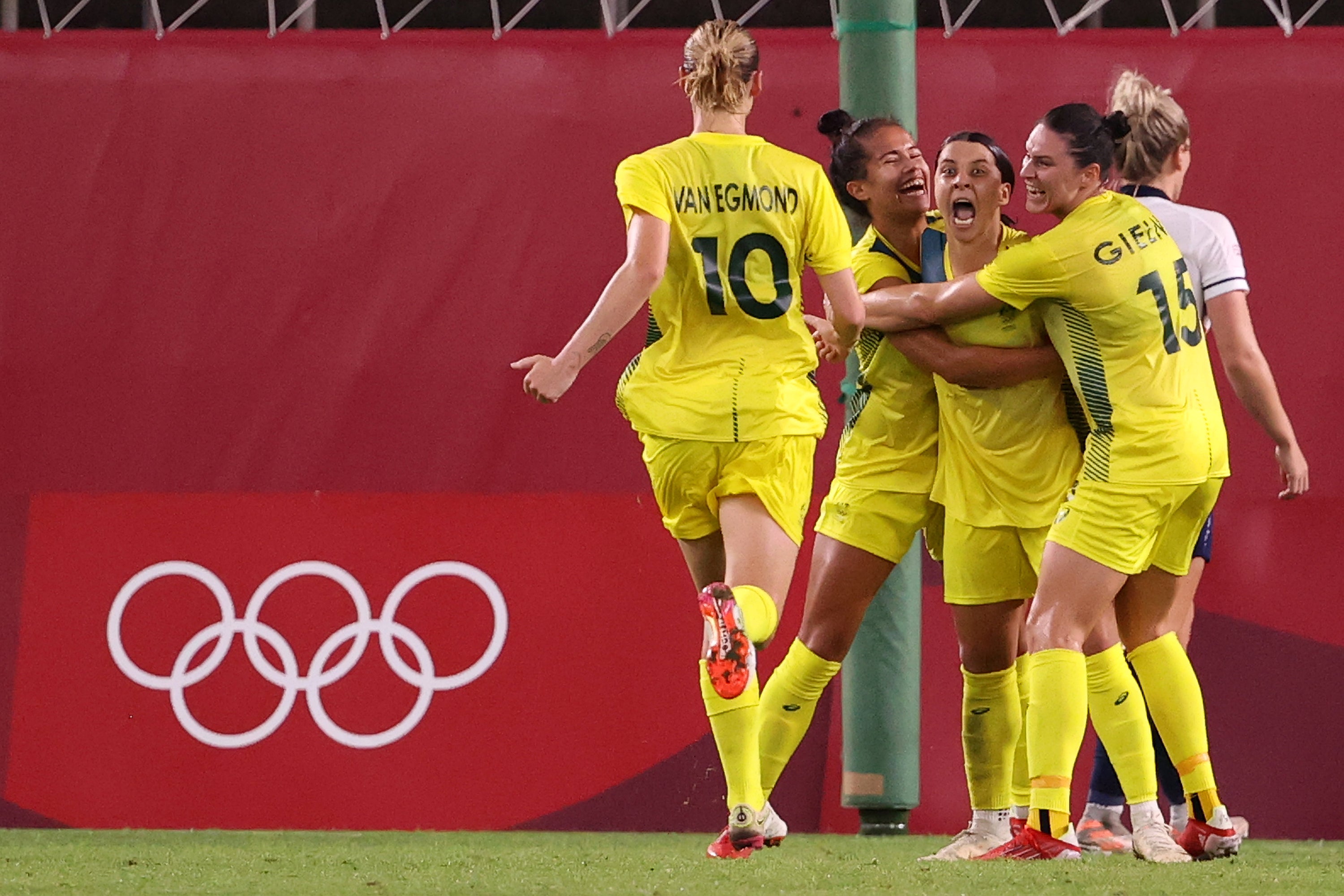 Sam Kerr celebrates her extra-time goal