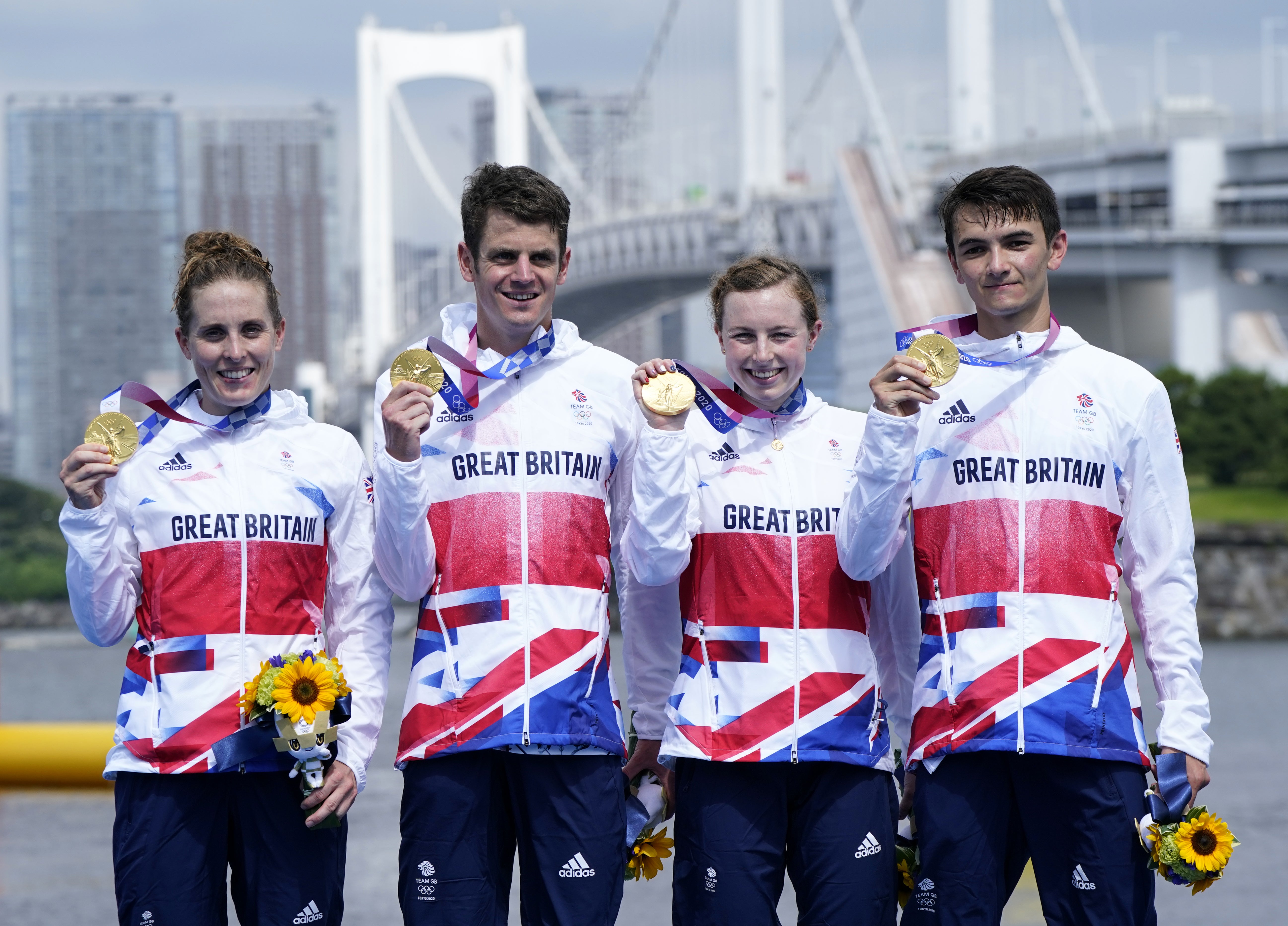 Jessica Learmonth, Jonathan Brownlee, Georgia Taylor-Brown and Alex Yee won the triathlon mixed relay (Danny Lawson/PA)