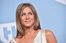 Jennifer Aniston says she eats just one potato chip or one M&M when she’s stressed