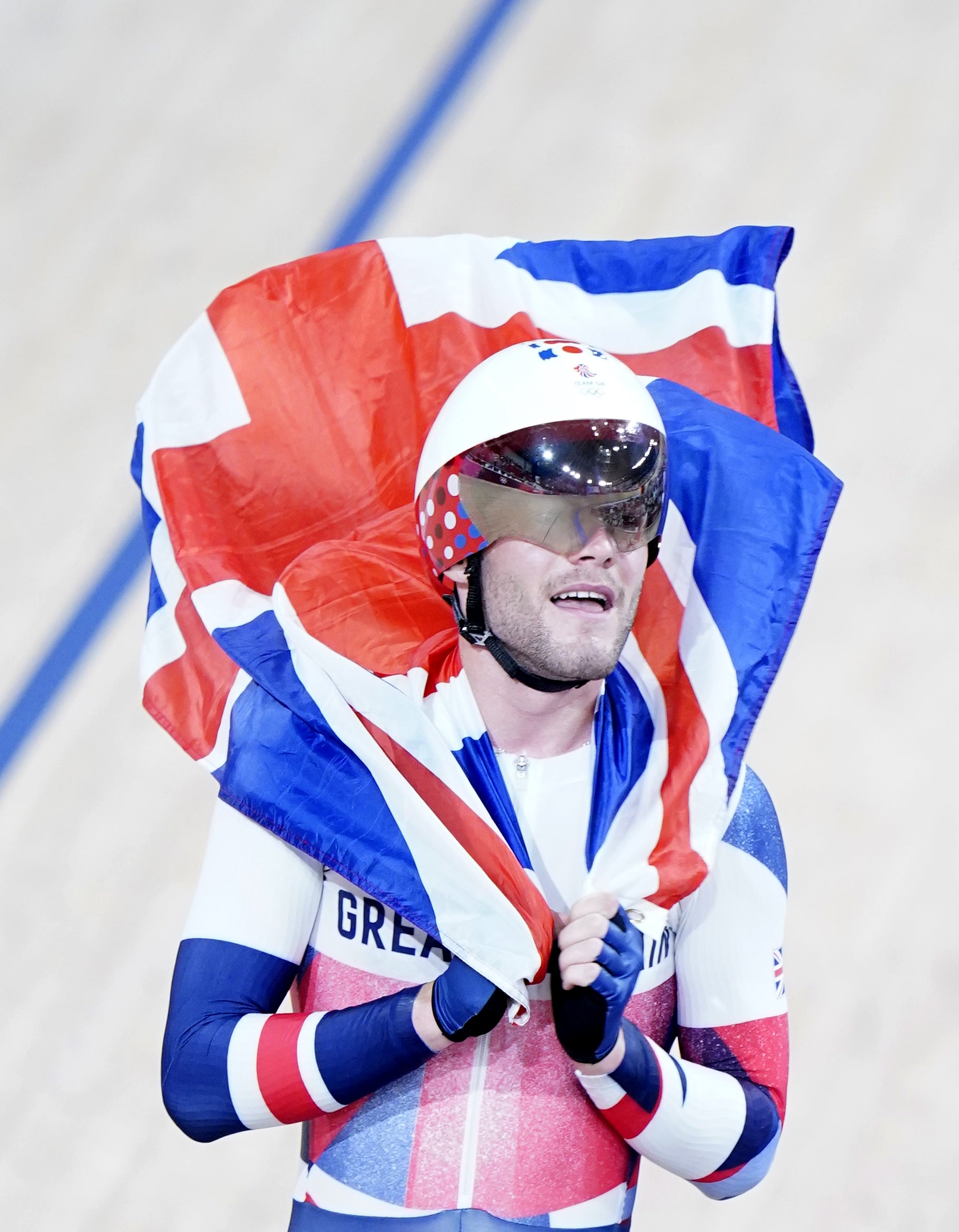 Great Britain’s Matt Walls celebrates gold in the men’s omnium (Danny Lawson/PA Images).