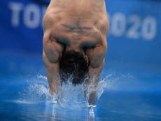 Why do they spray water on diving pools at the Tokyo Olympics?