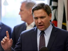 Florida school board goes against governor DeSantis and votes to keep mask mandate