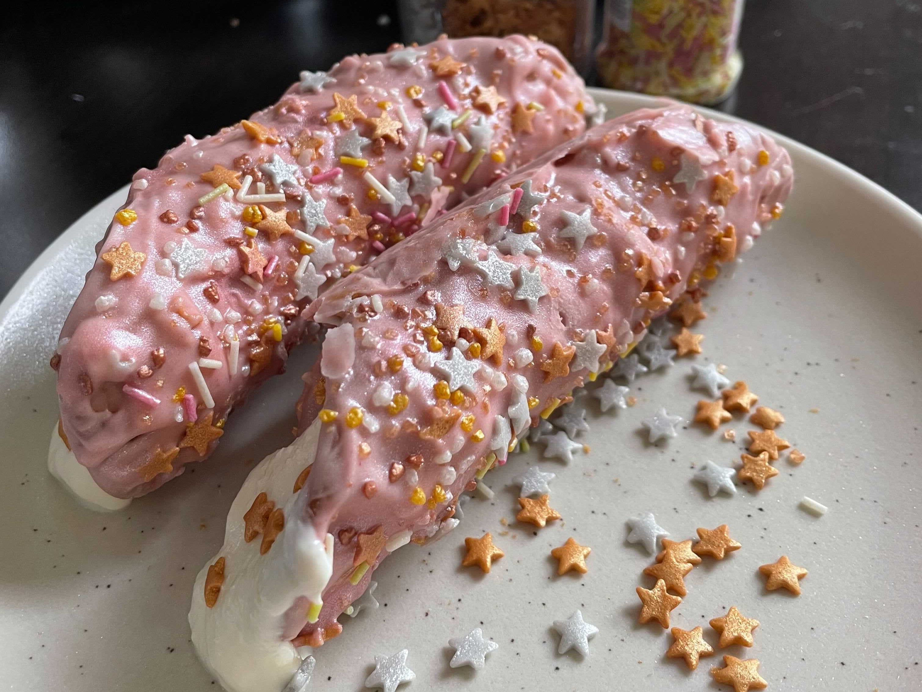 Unicorn-oli Cannolis covered in sprinkles and edible pink glitter