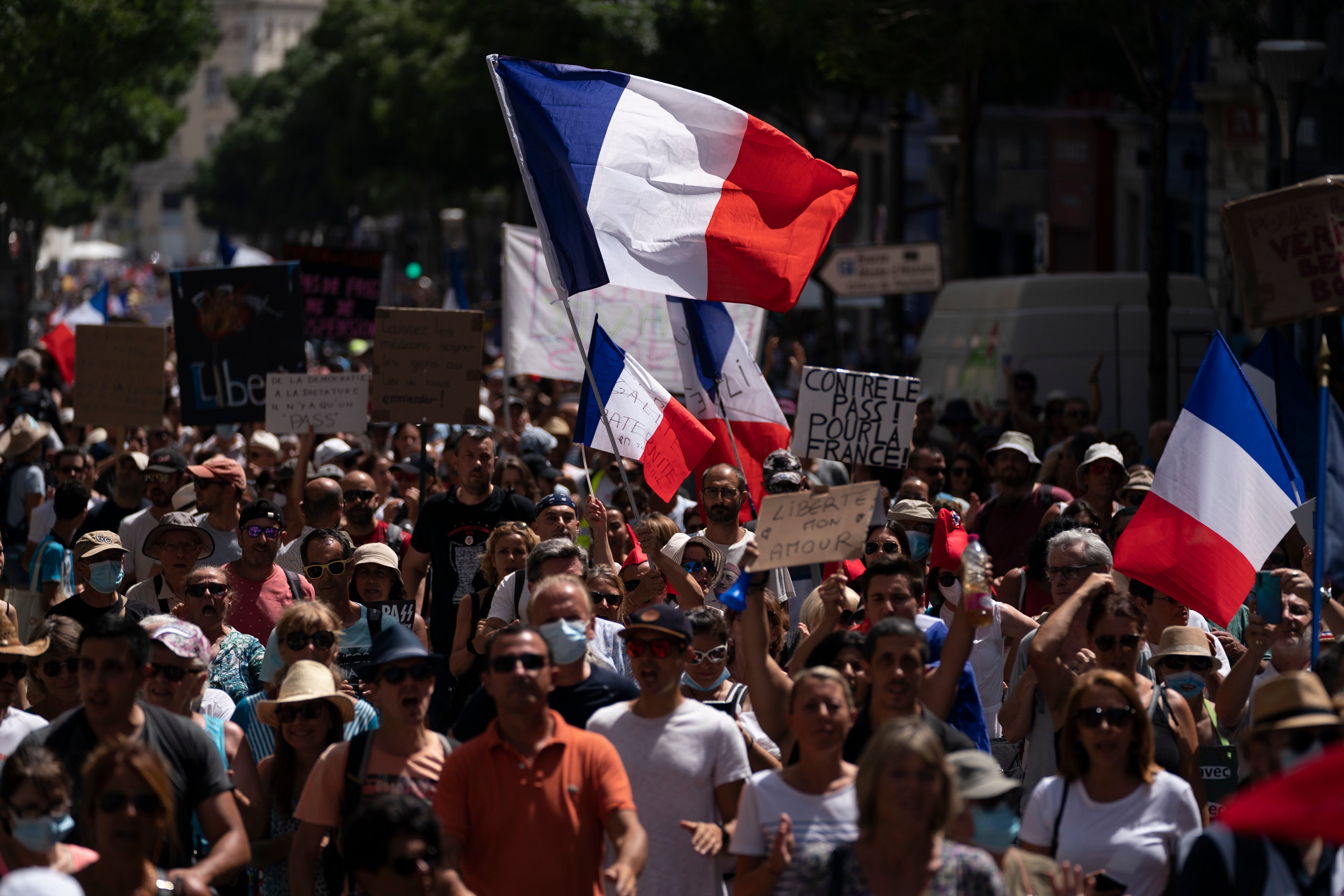 Virus Outbreak France