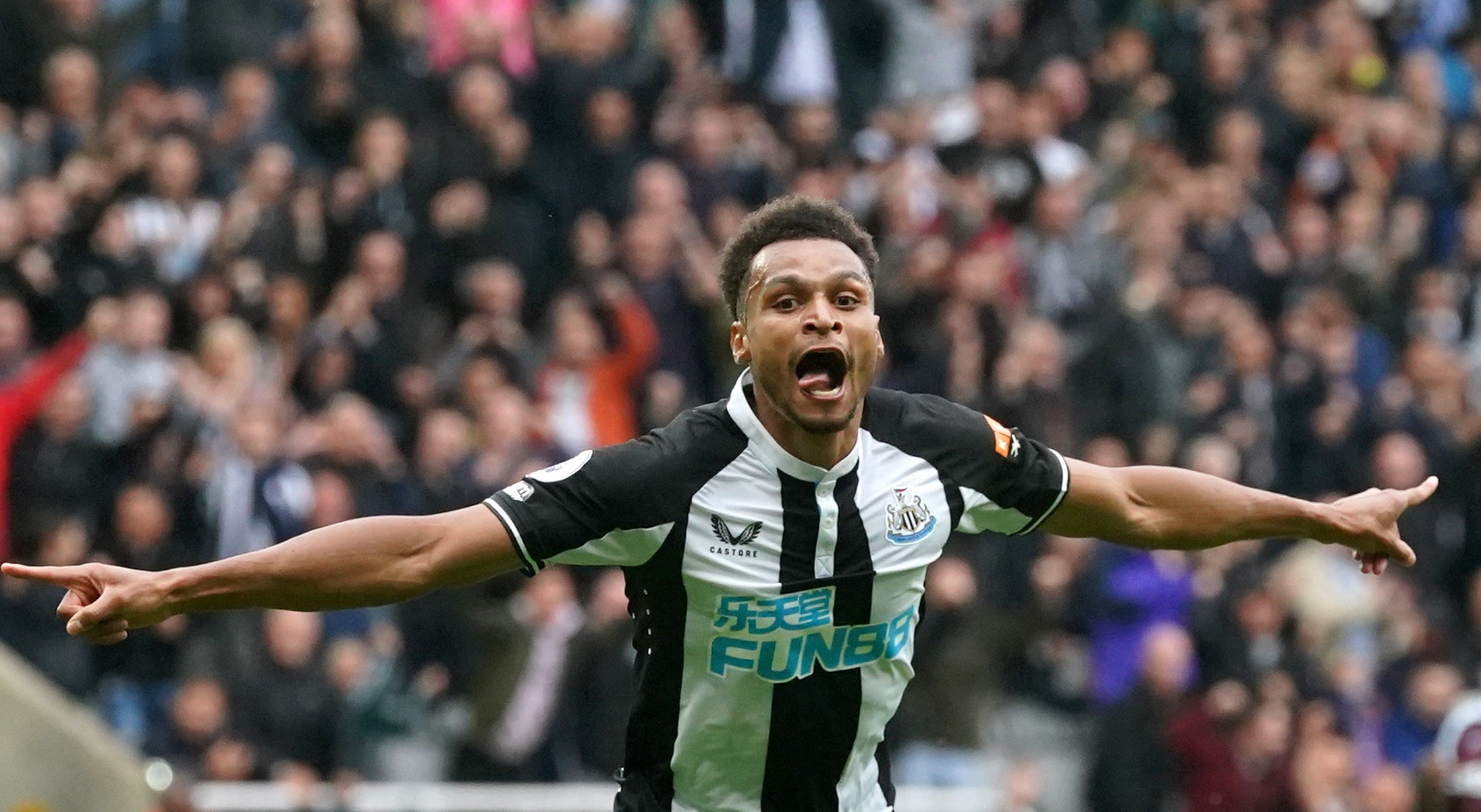 Jacob Murphy restored Newcastle’s lead at the end of the first half