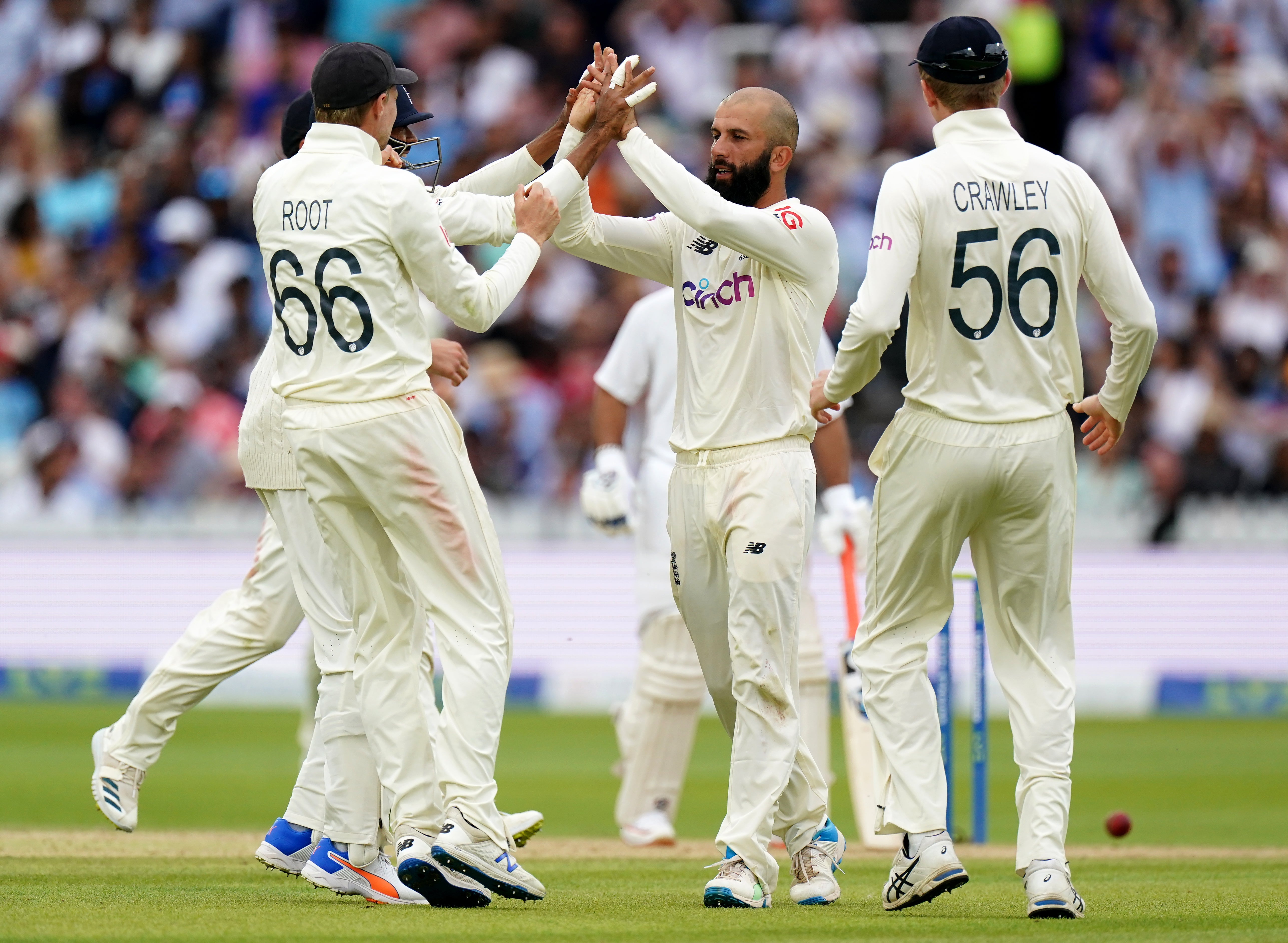 Moeen (centre) made a couple of important breakthroughs late in the day (Zac Goodwin/PA)