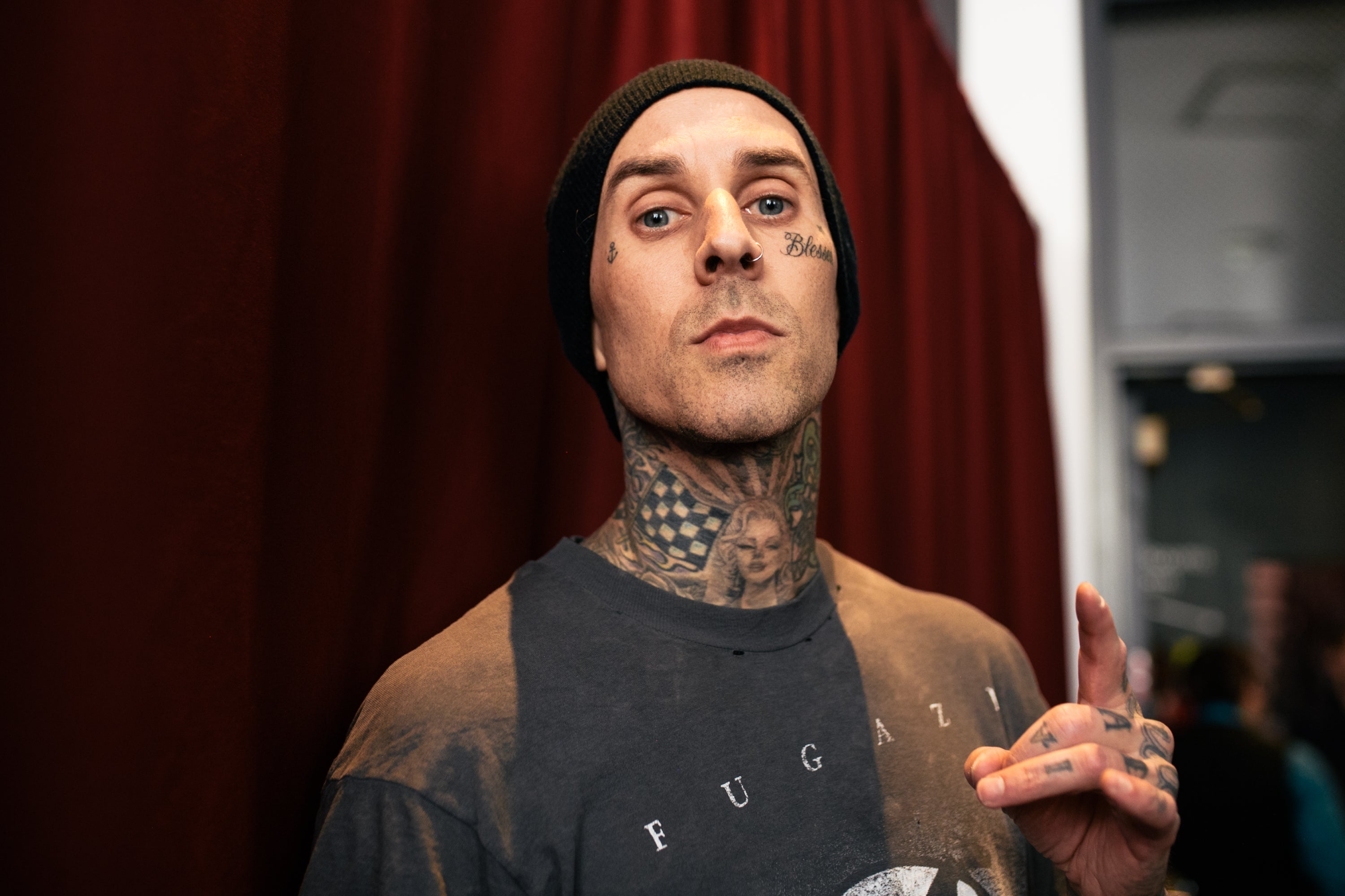 Travis Barker flies for first time since 2008 plane crash