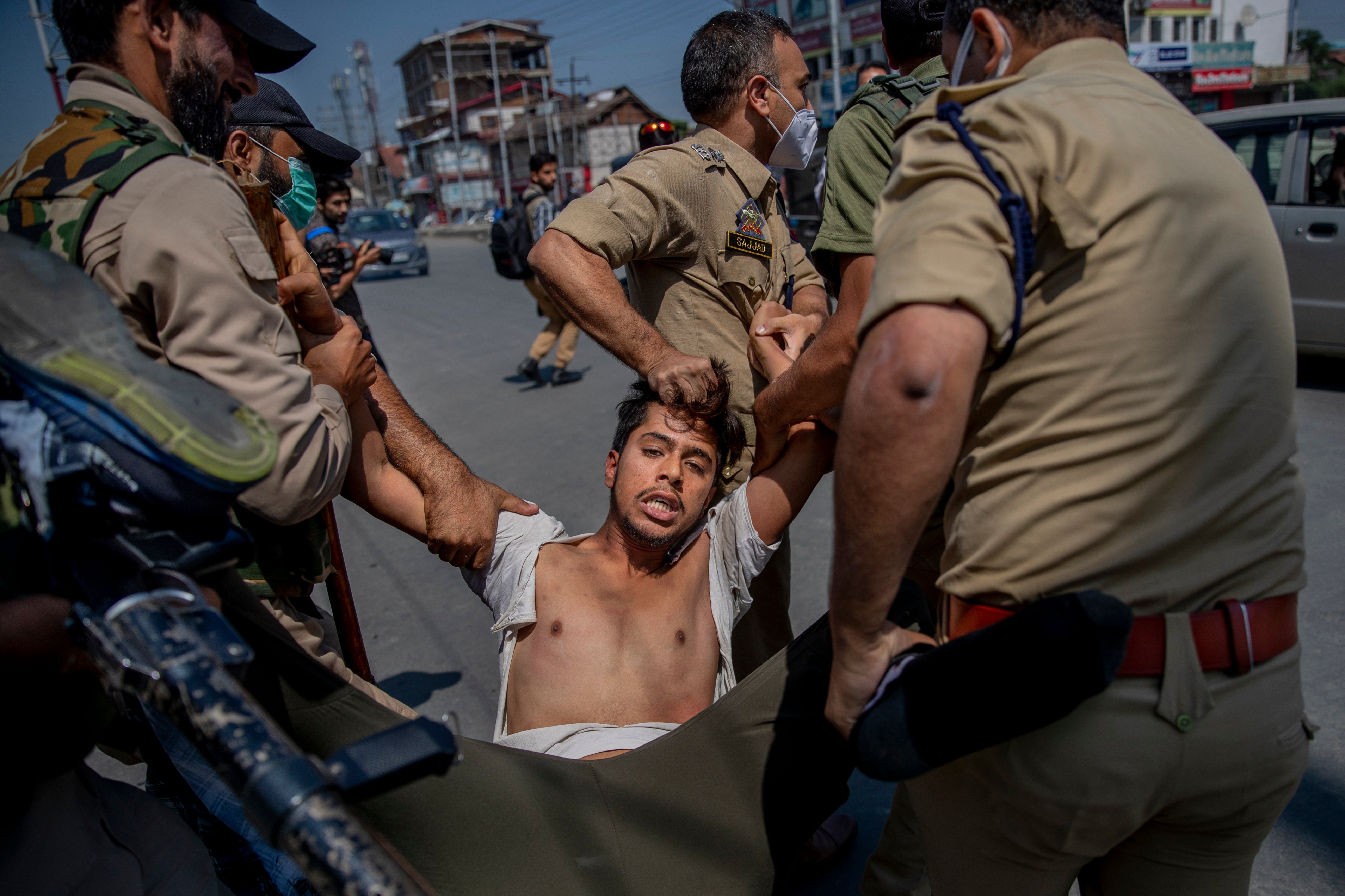 APTOPIX India Kashmir Muharram