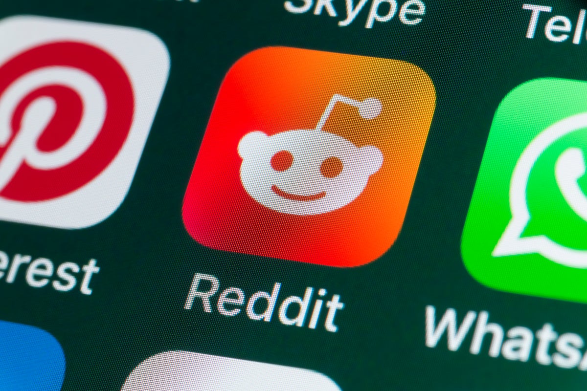 Amazon internet outage breaks dozens of major apps, websites and banks: Latest