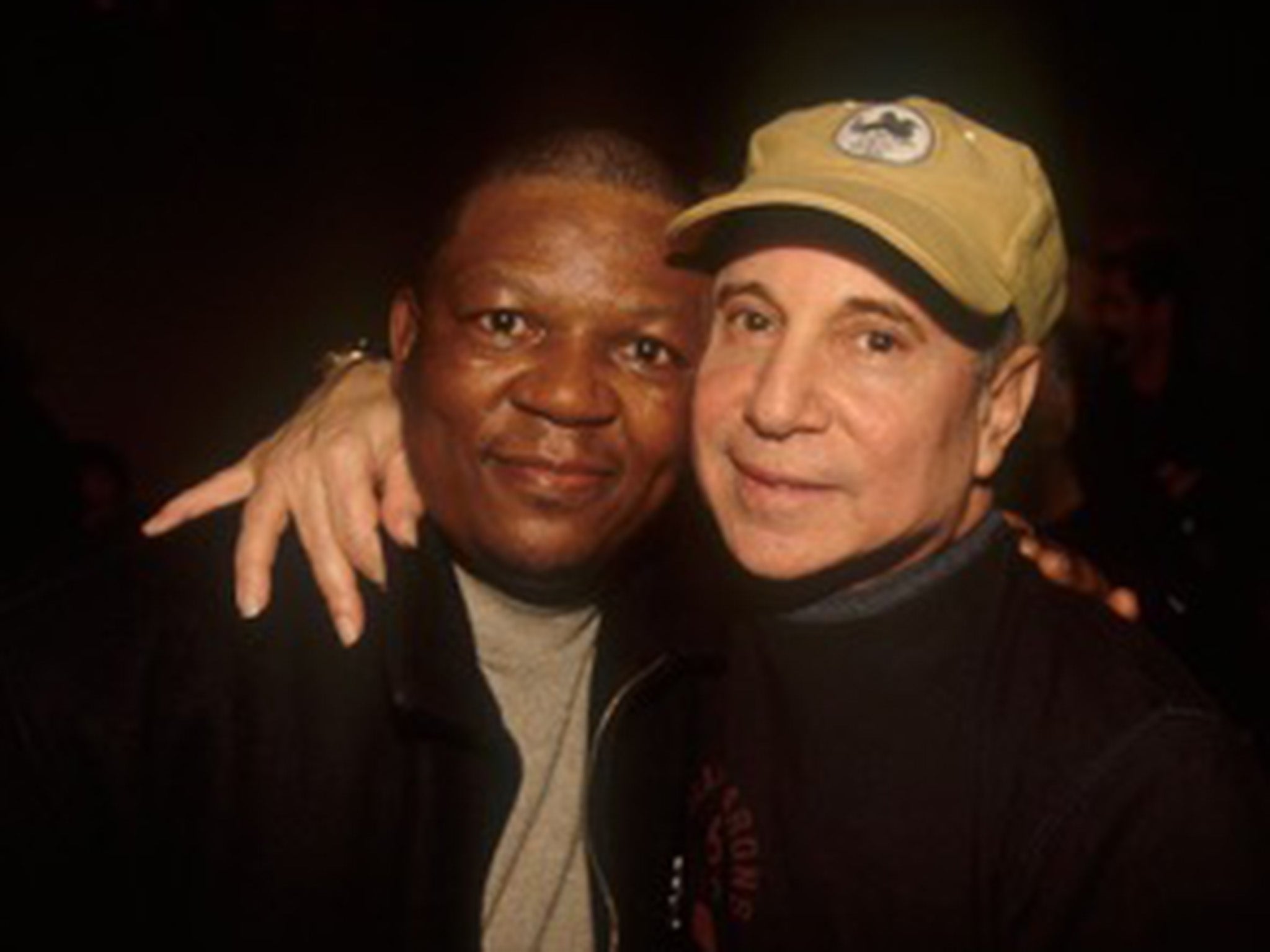 Bass-player Bakithi Kumalo and Paul Simon