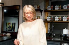 Martha Stewart shares trick for making Thanksgiving turkey with T-shirt