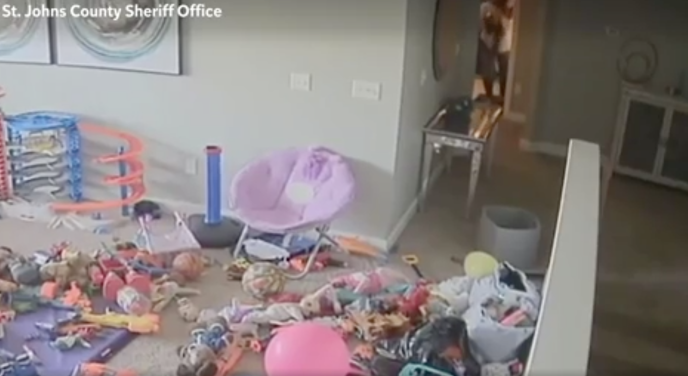 Aiden Fucci: Police claim video shows 14-year-old murder suspect’s mother scrubbing blood off his jeans 