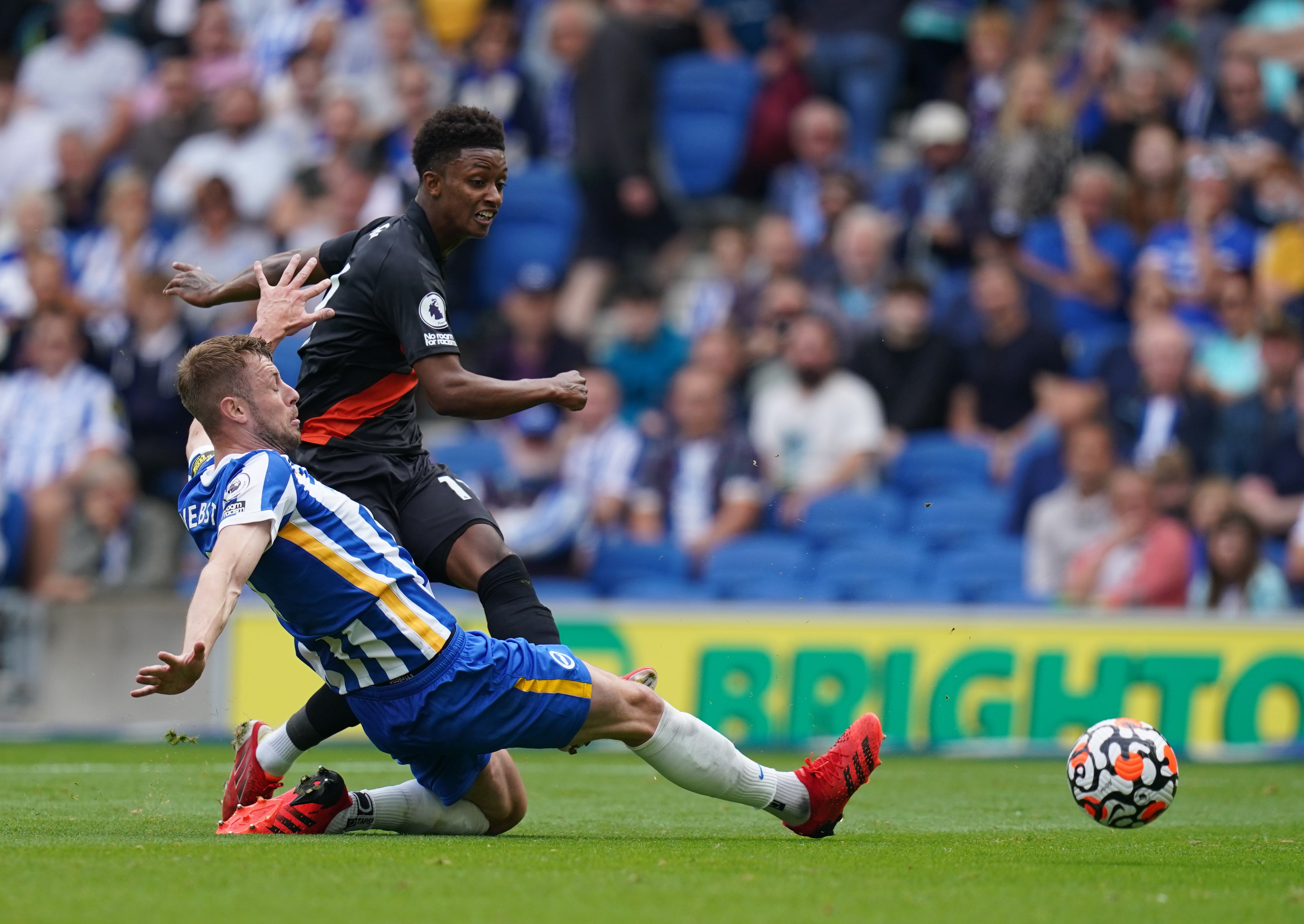 Demarai Gray (right) scores Everton’s opener (Gareth Fuller/PA)