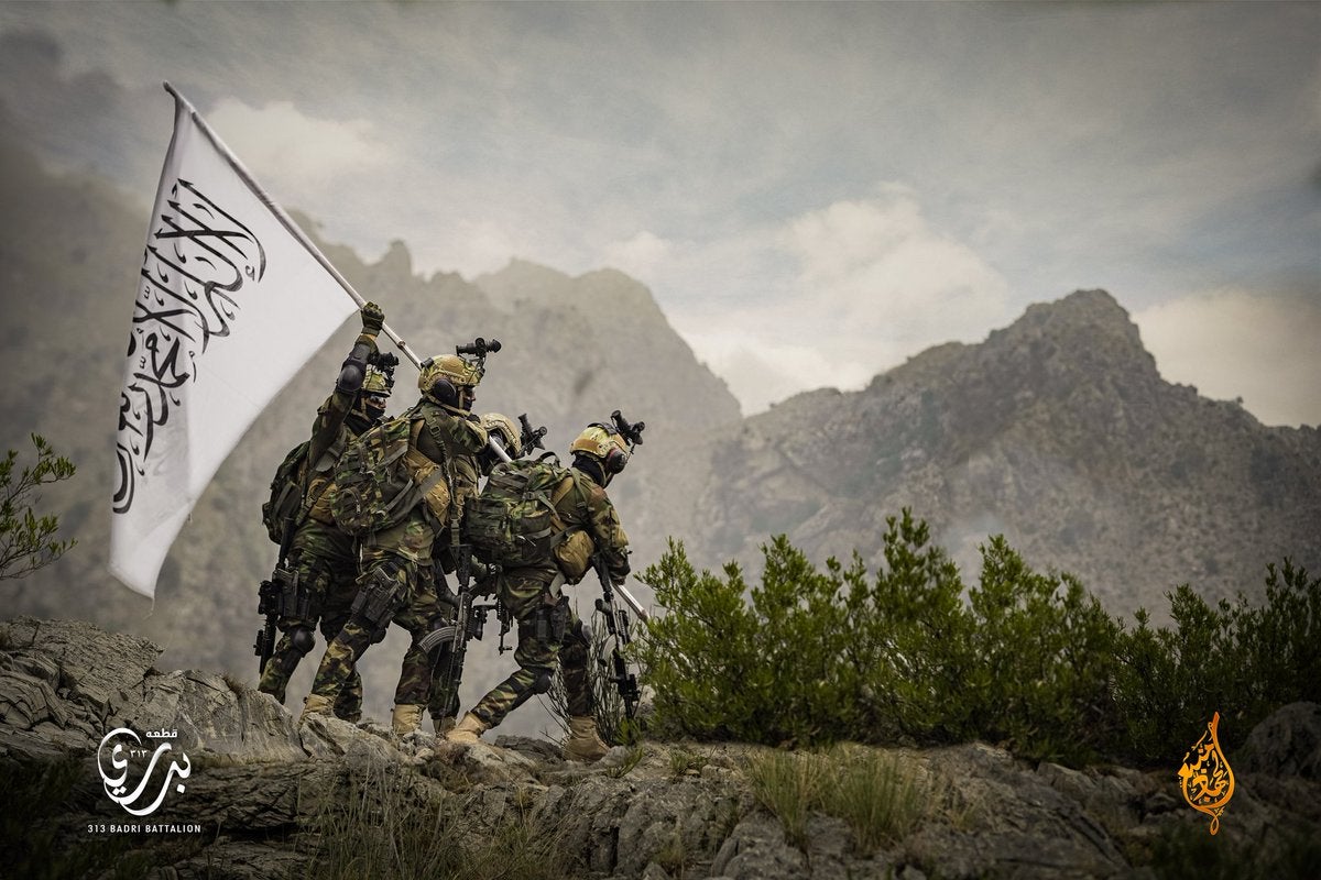 Taliban photo showing fighters posing in US military uniforms