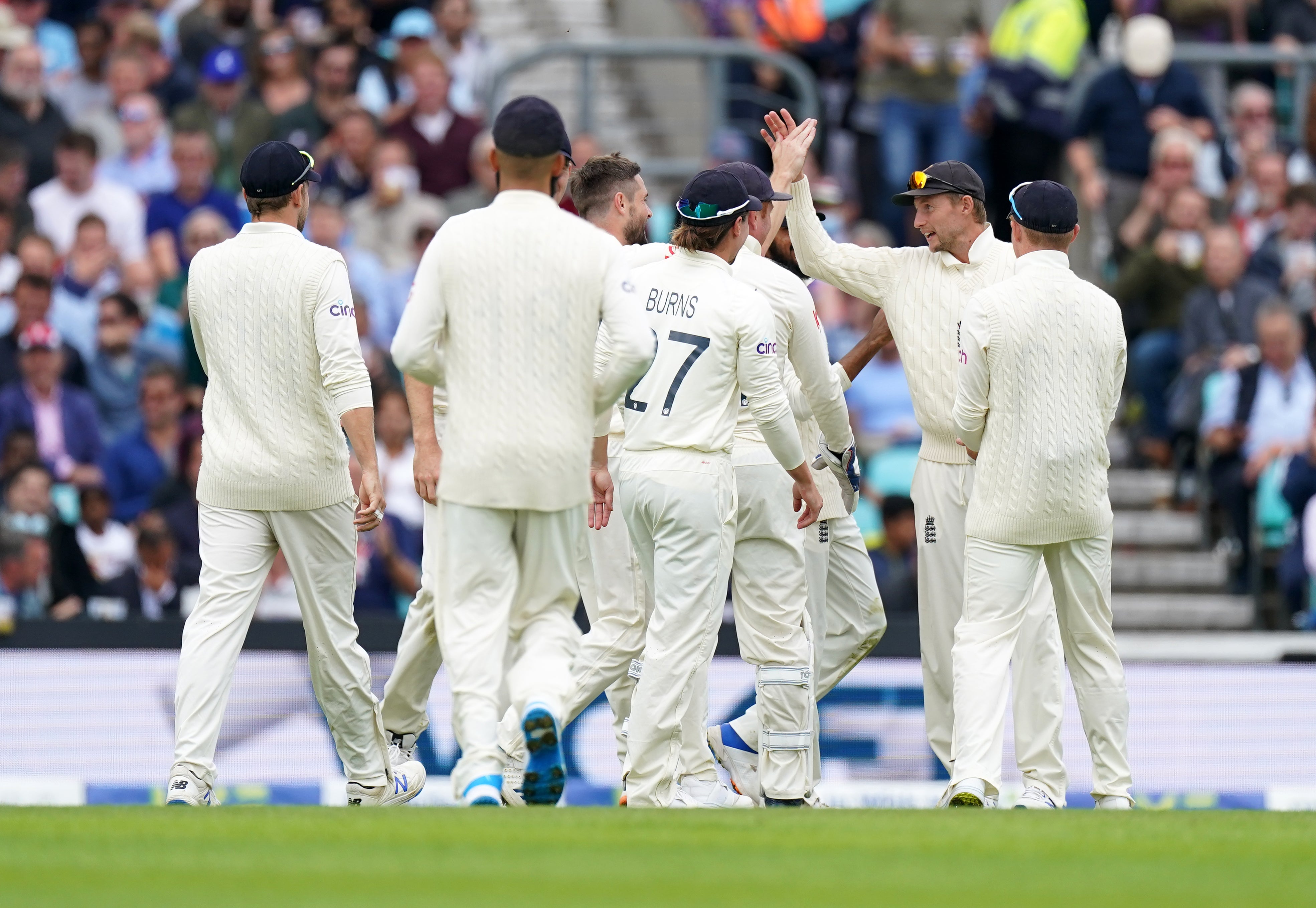 England celebrate the wicket of Ravindra Jadeja (Adam Davy/PA)