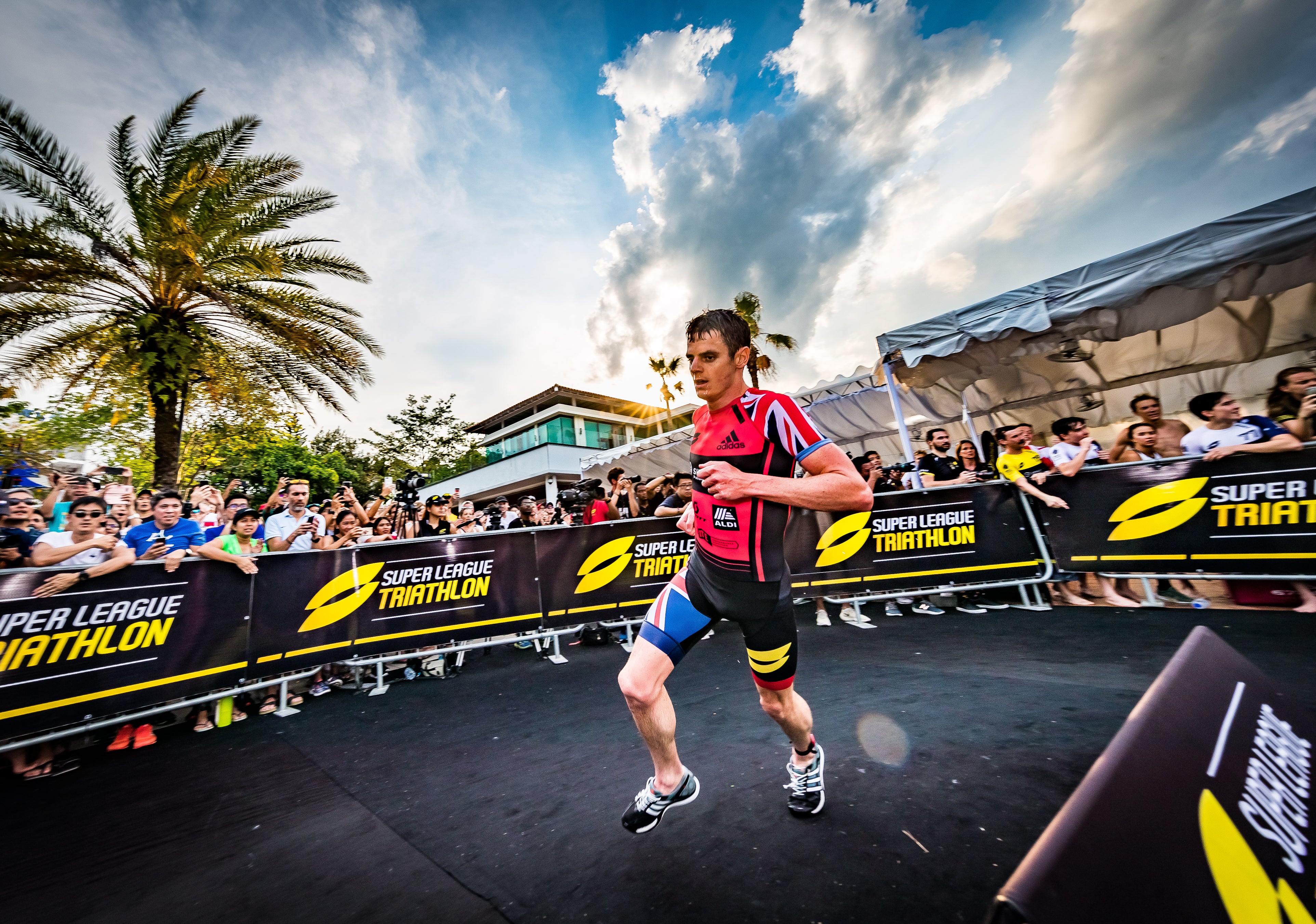 Jonny Brownlee will be in Super League action in London on Sunday (Super League Triathlon/handout)