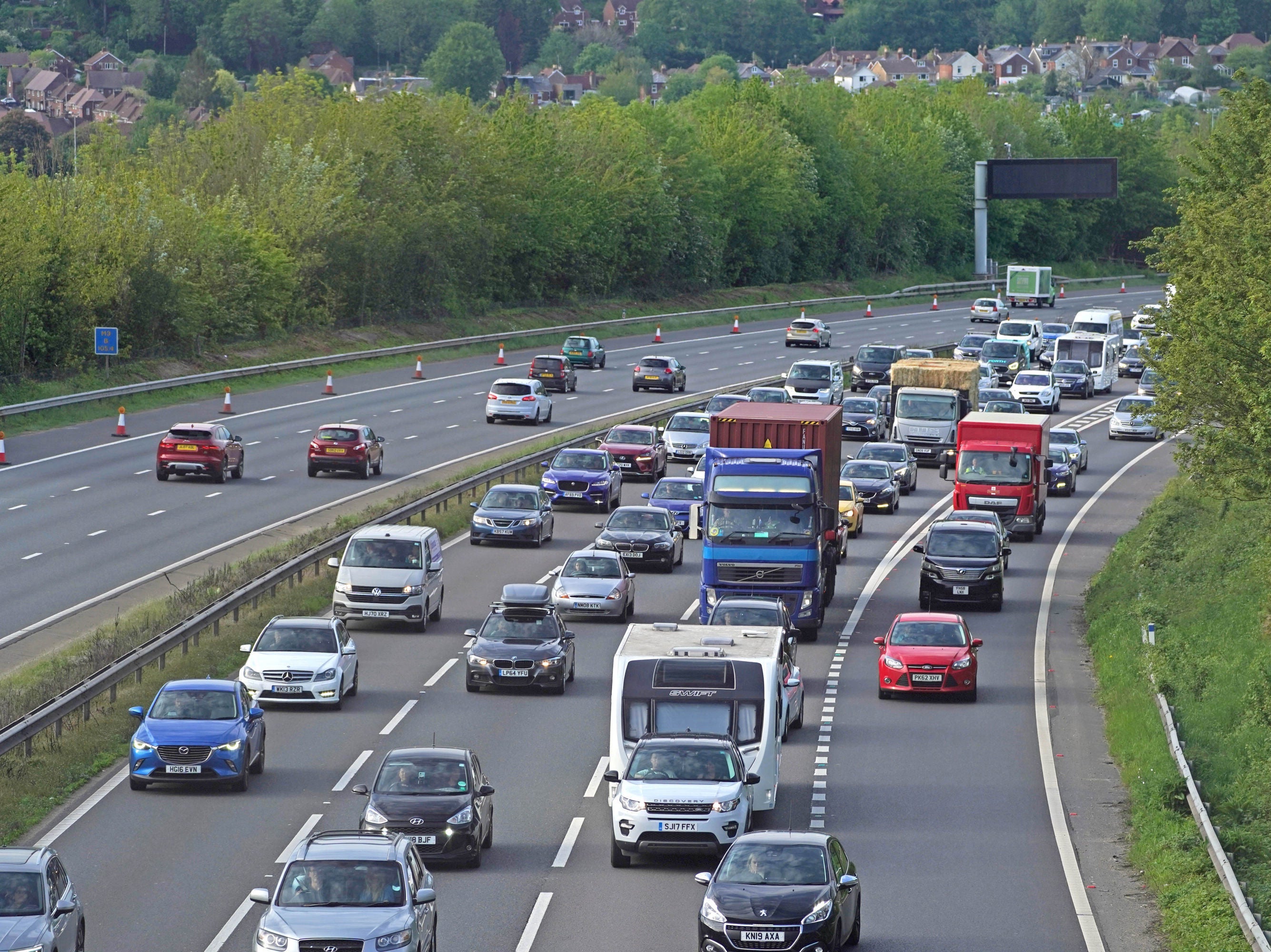 Rush-hour traffic in London has returned to pre-pandemic levels as tens of thousands of workers head back to the office