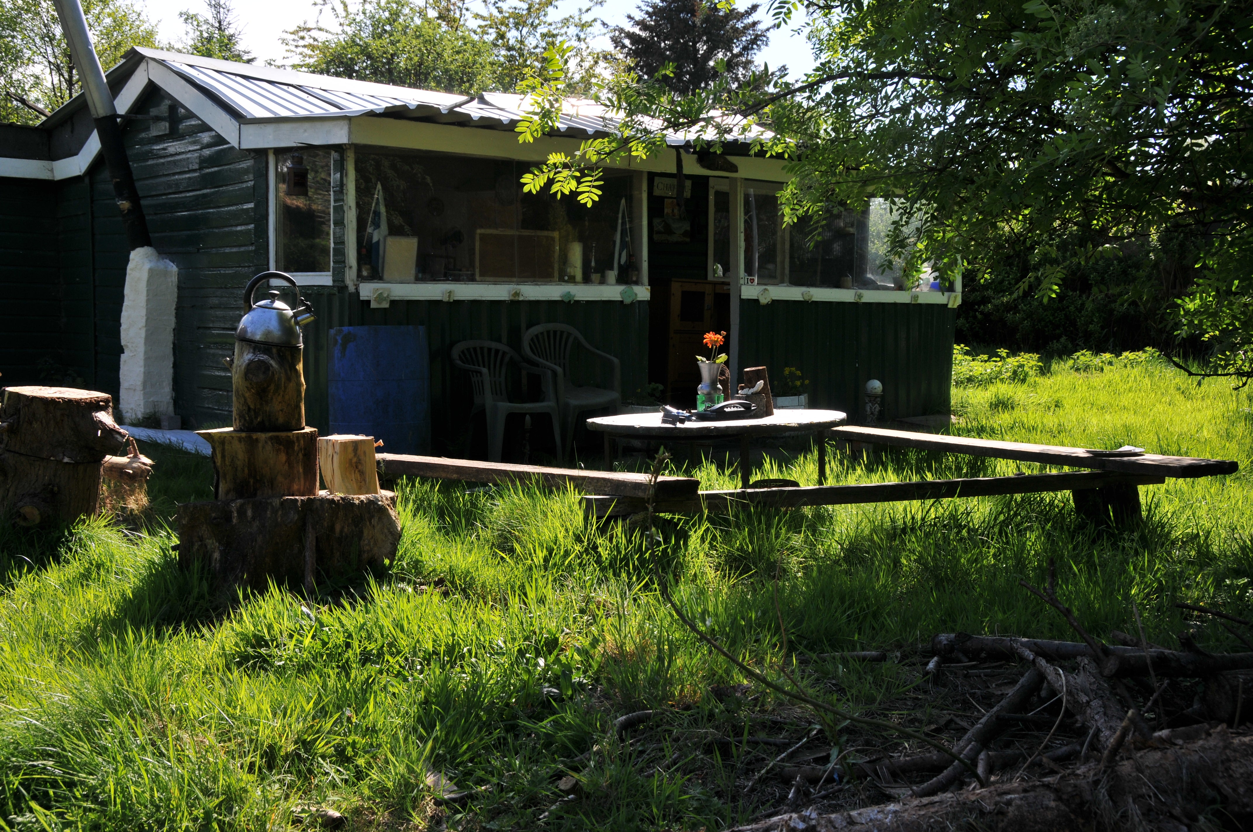 Hut holidaying provides an opportunity to learn about and engage with the natural environment