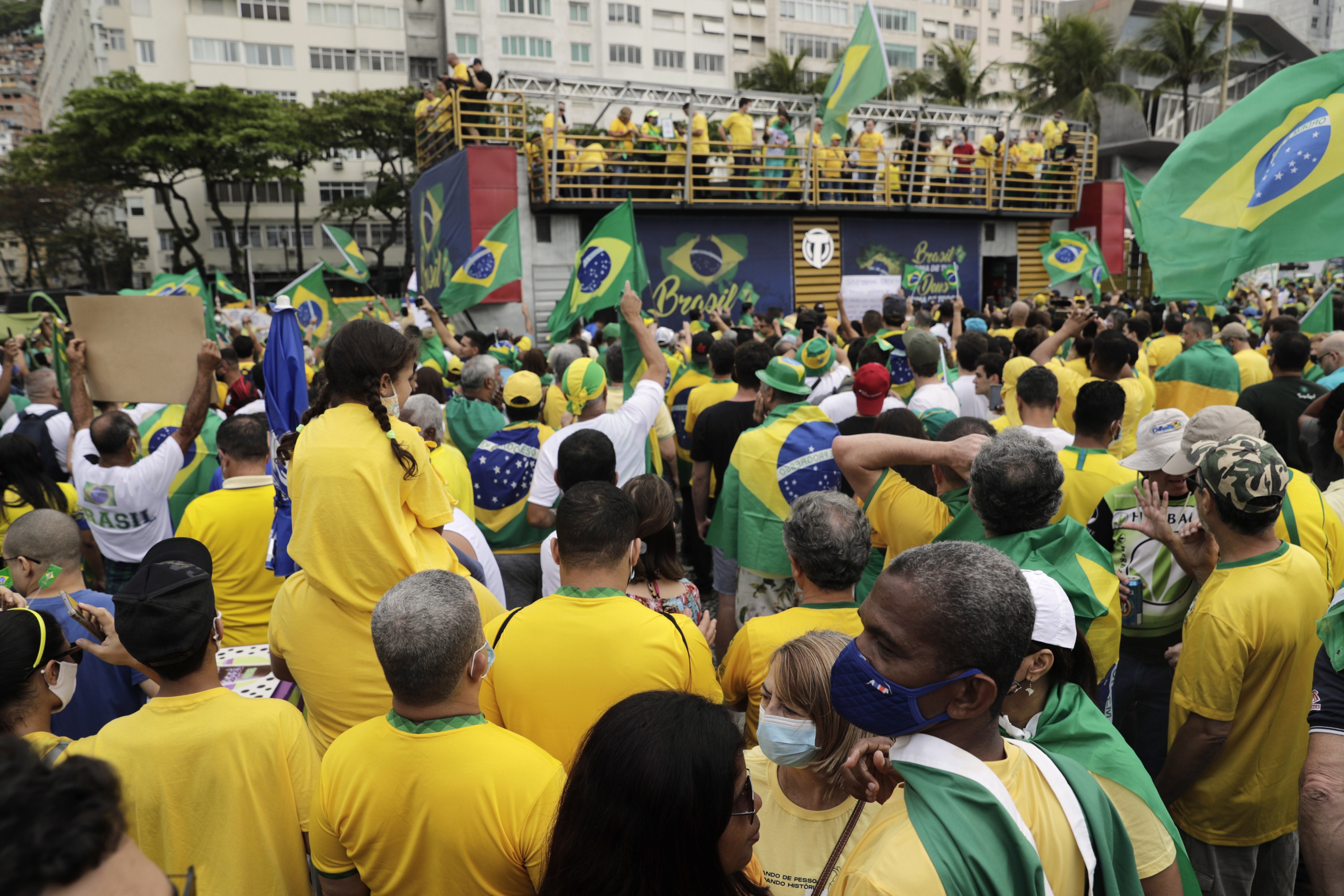 Supporters of President Jair Bolsonaro demonstrate in support of the president on Brazilian Independence Day