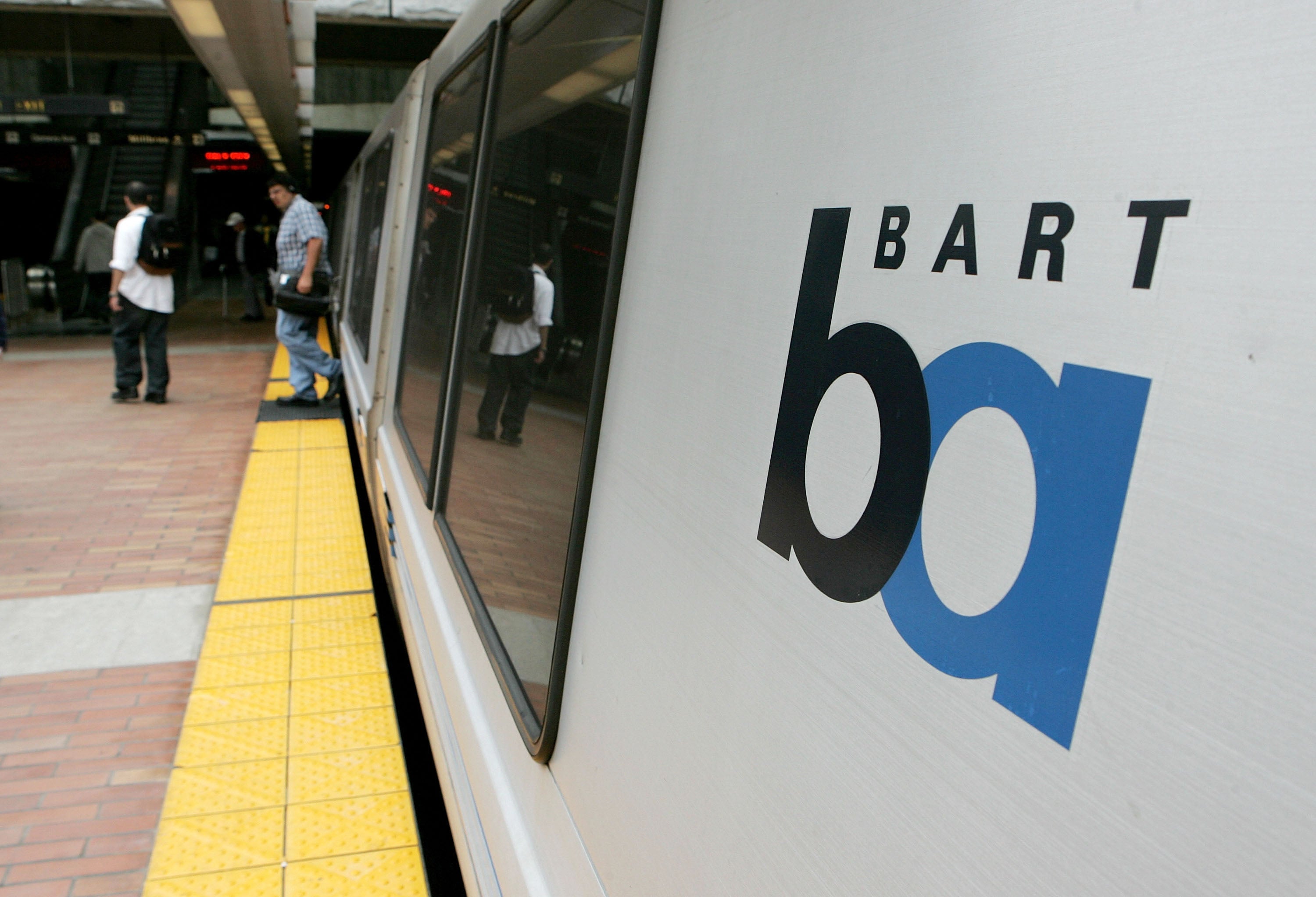 Woman dragged to death by San Francisco train while attached to her dog