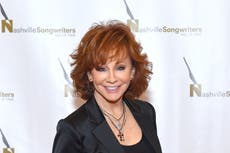 Reba McEntire rescued from historic building in Oklahoma after stairs collapse